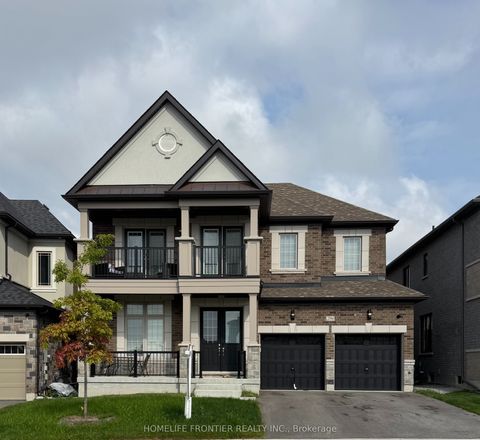 296 Ben Sinclair Avenue East Gwillimbury ON L9N 0Z1