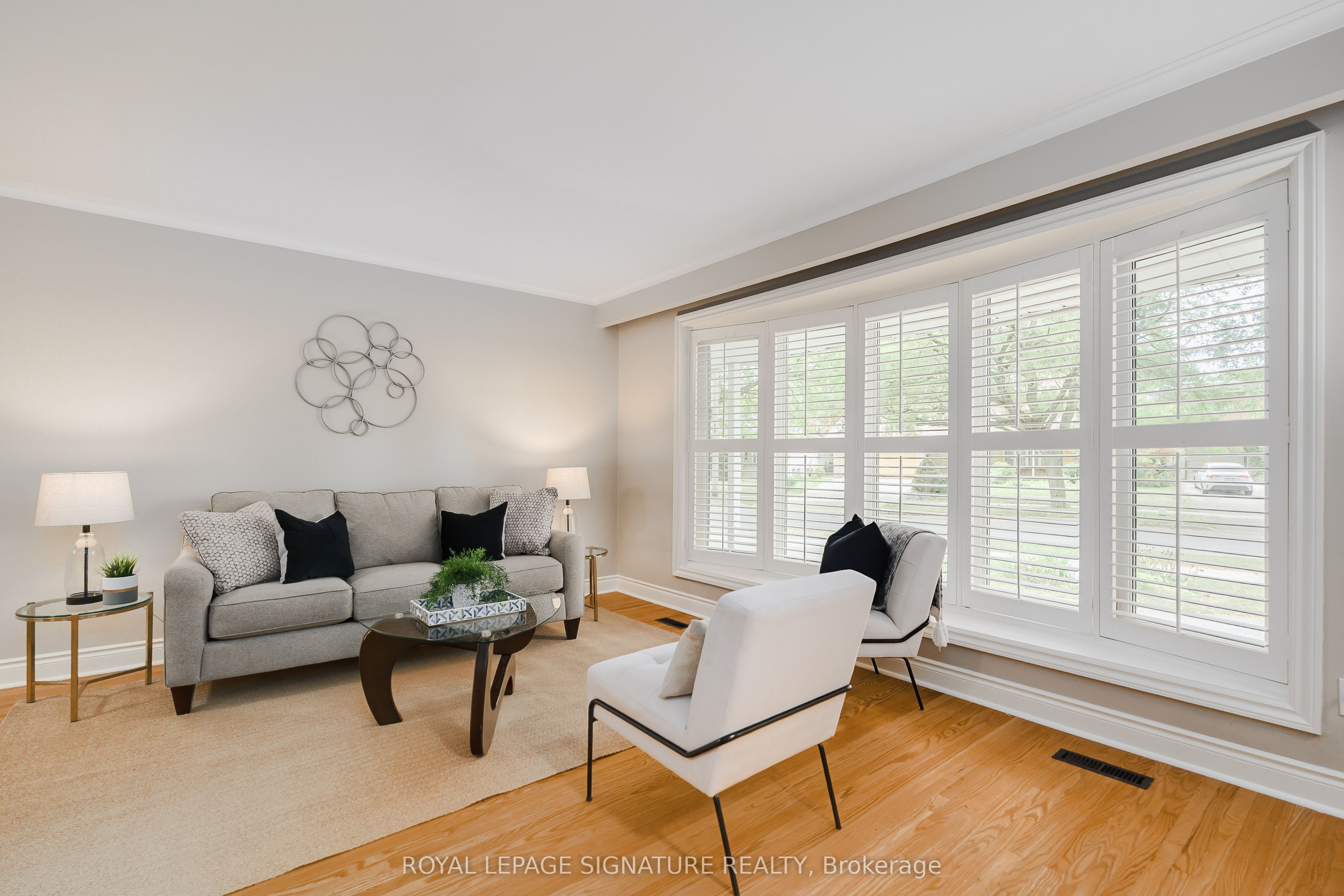 11 Bellbury Crescent
