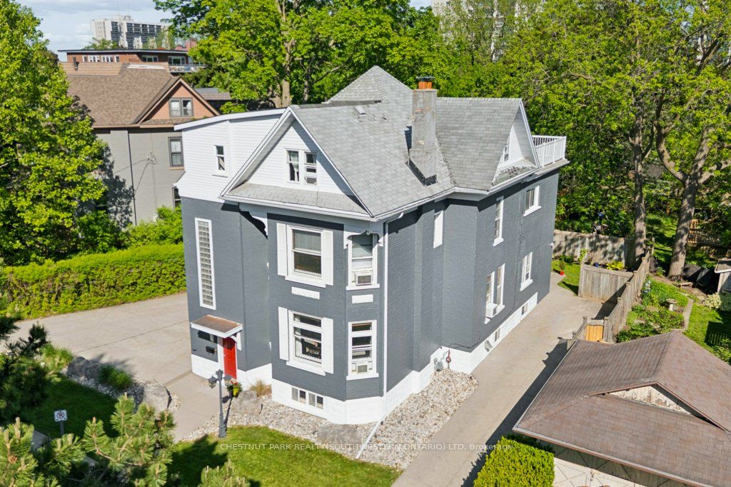 149 Young Street