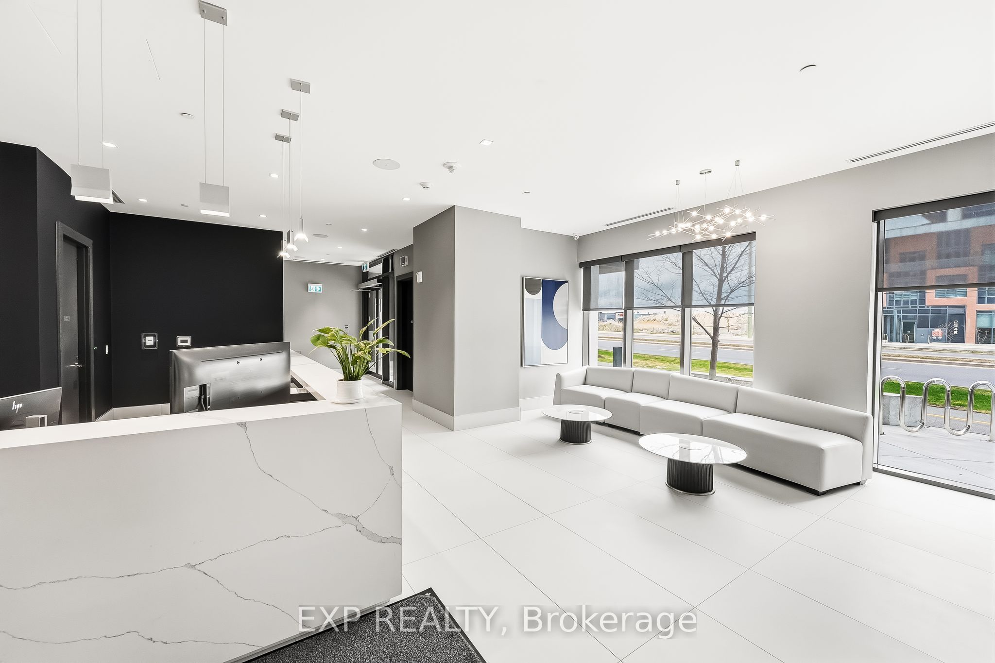 2550 Simcoe Street N 1713