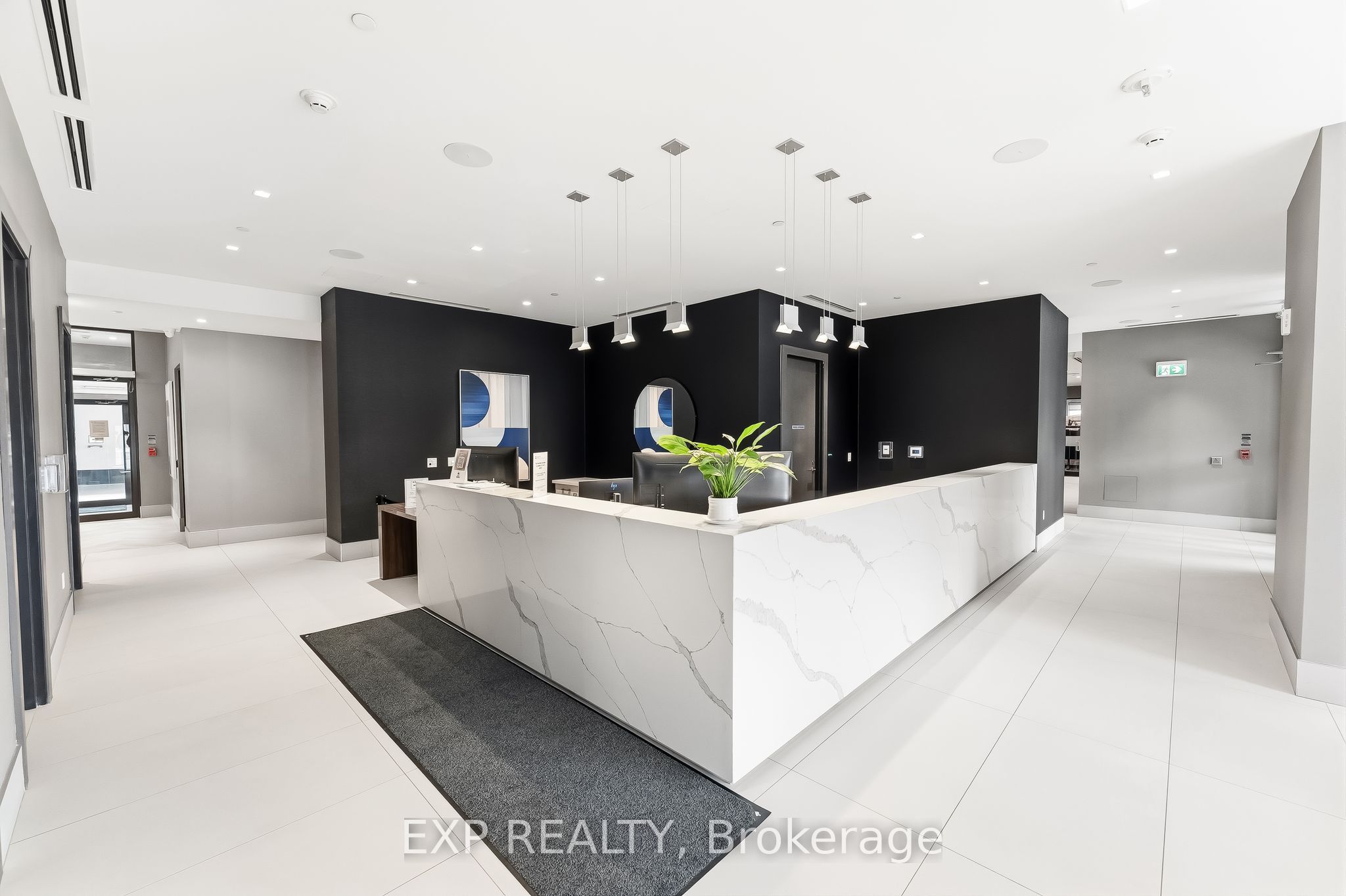 2550 Simcoe Street N 1713