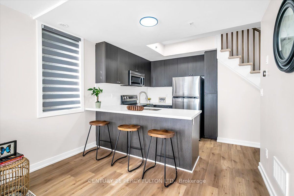 1555 Kingston Road Pickering On Road 207