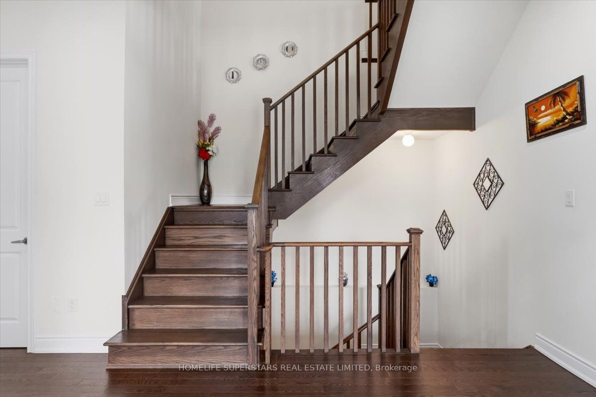 39 Lost Canyon Way