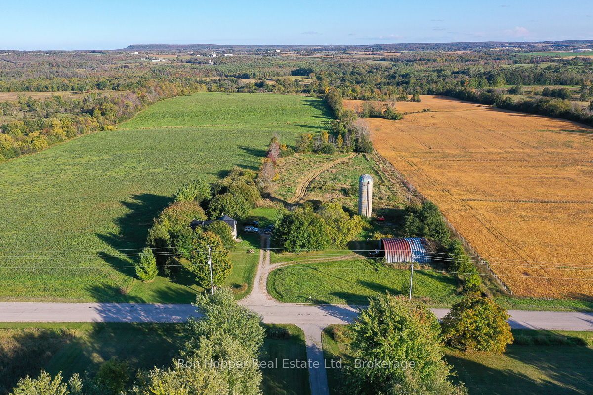 439629 Sydenham-Lakeshore Drive