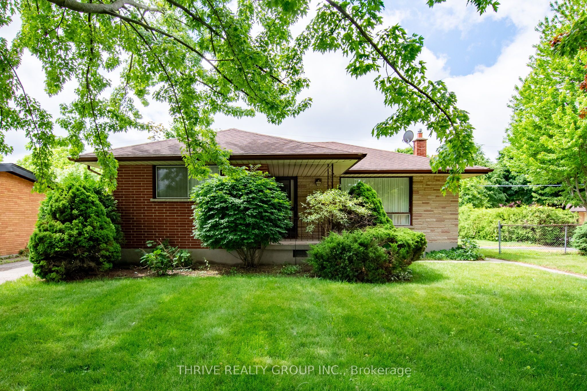 65 Tewksbury Crescent