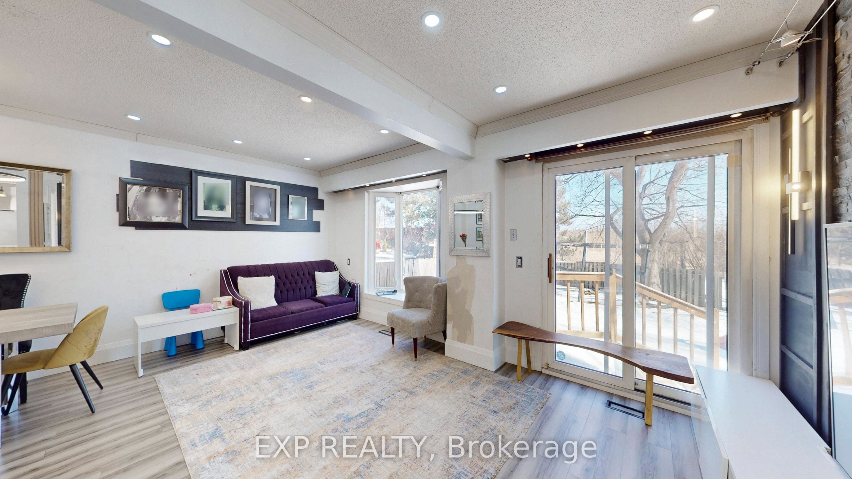 2458 COBBINSHAW CIR Drive