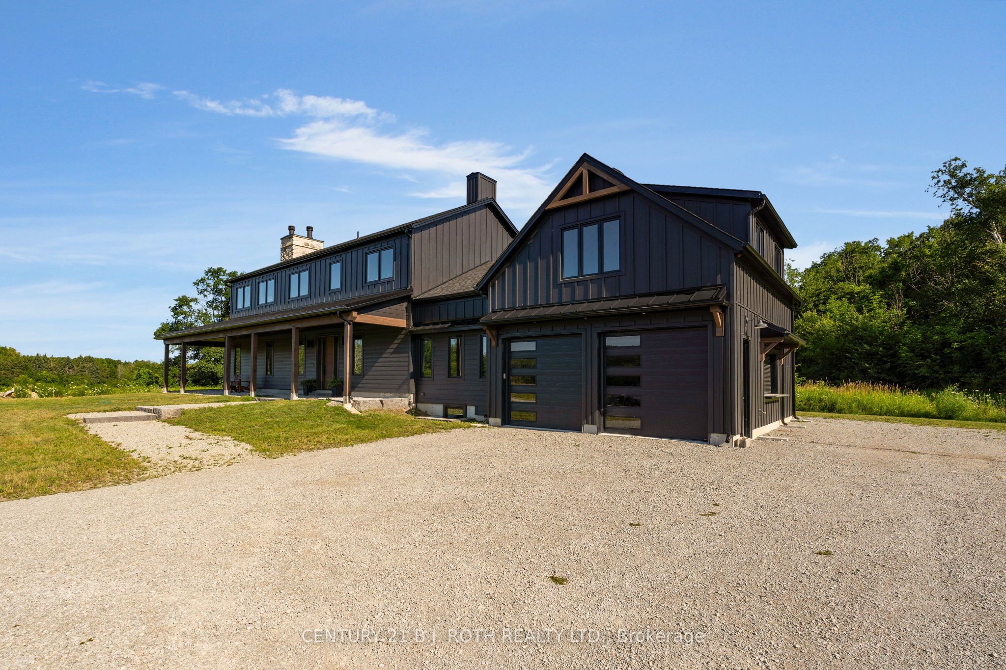 2224 Rainbow Valley Road W