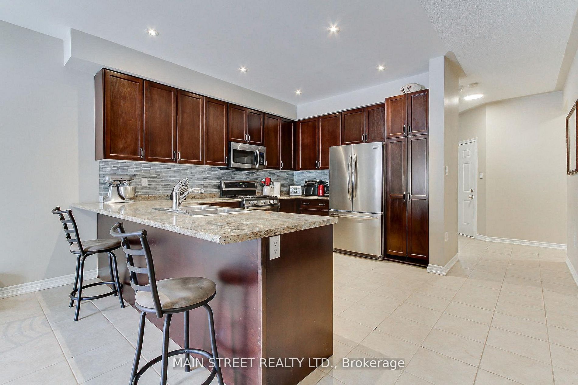 42 Prosser Crescent