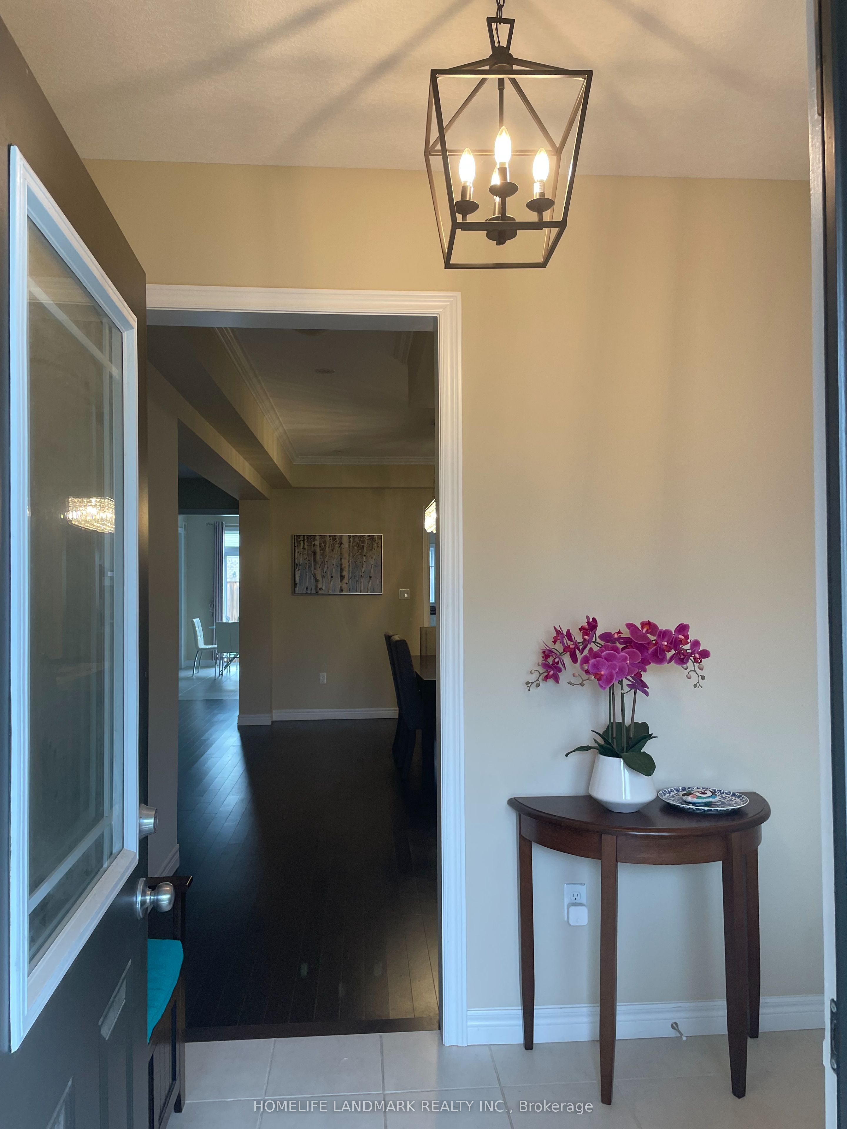 94 Ambrous Crescent