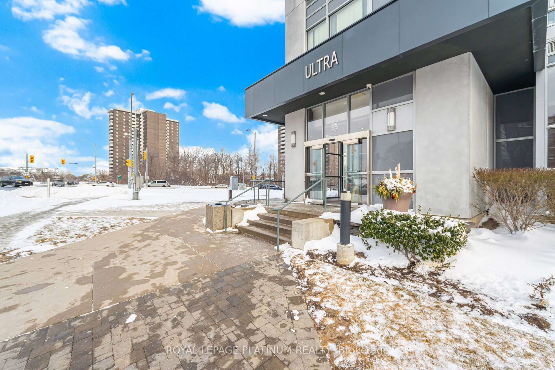 2015 Sheppard Avenue E 3005