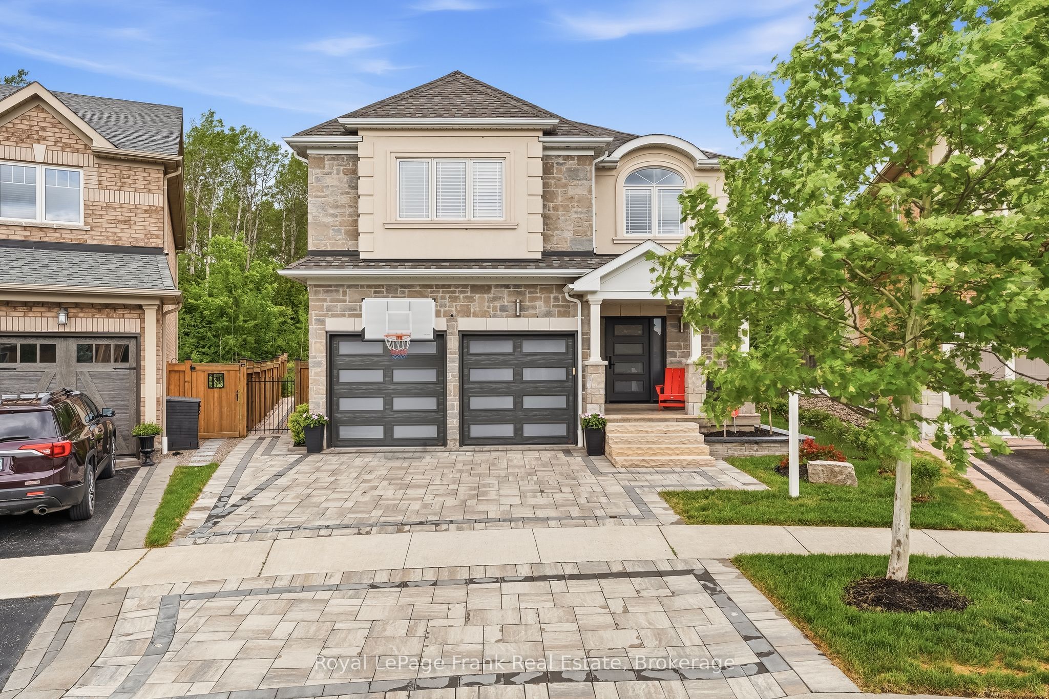 24 Rushlands Crescent