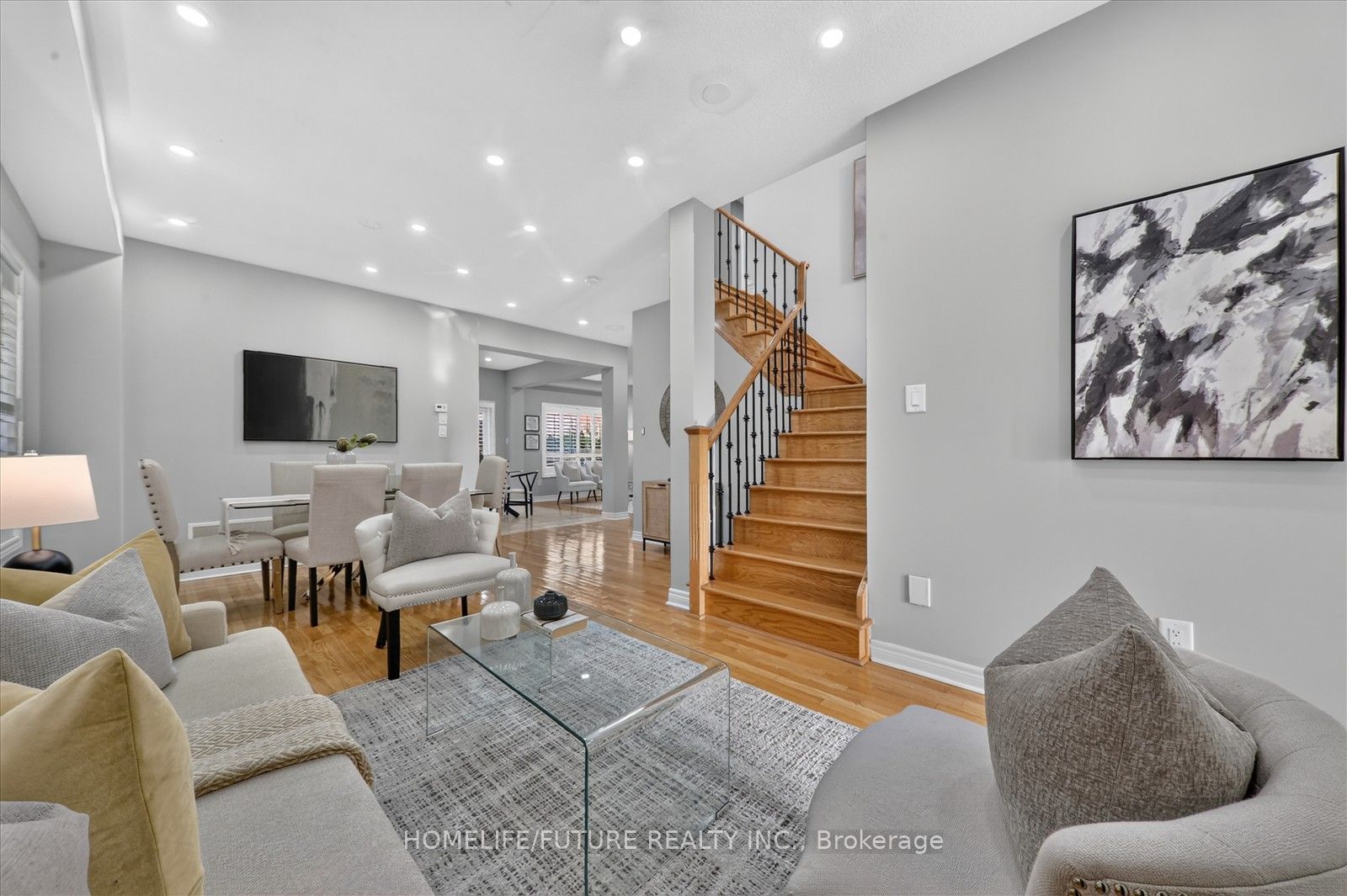 65 Middlecote Drive