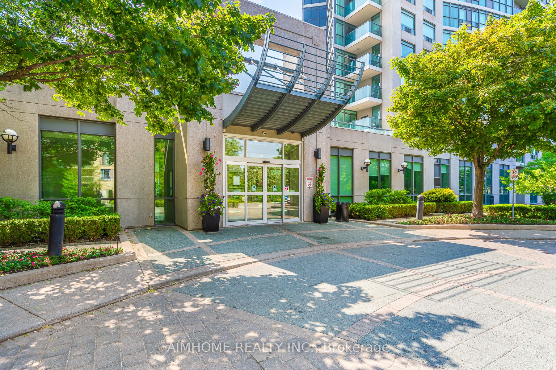 30 Harrison Garden Boulevard 1106