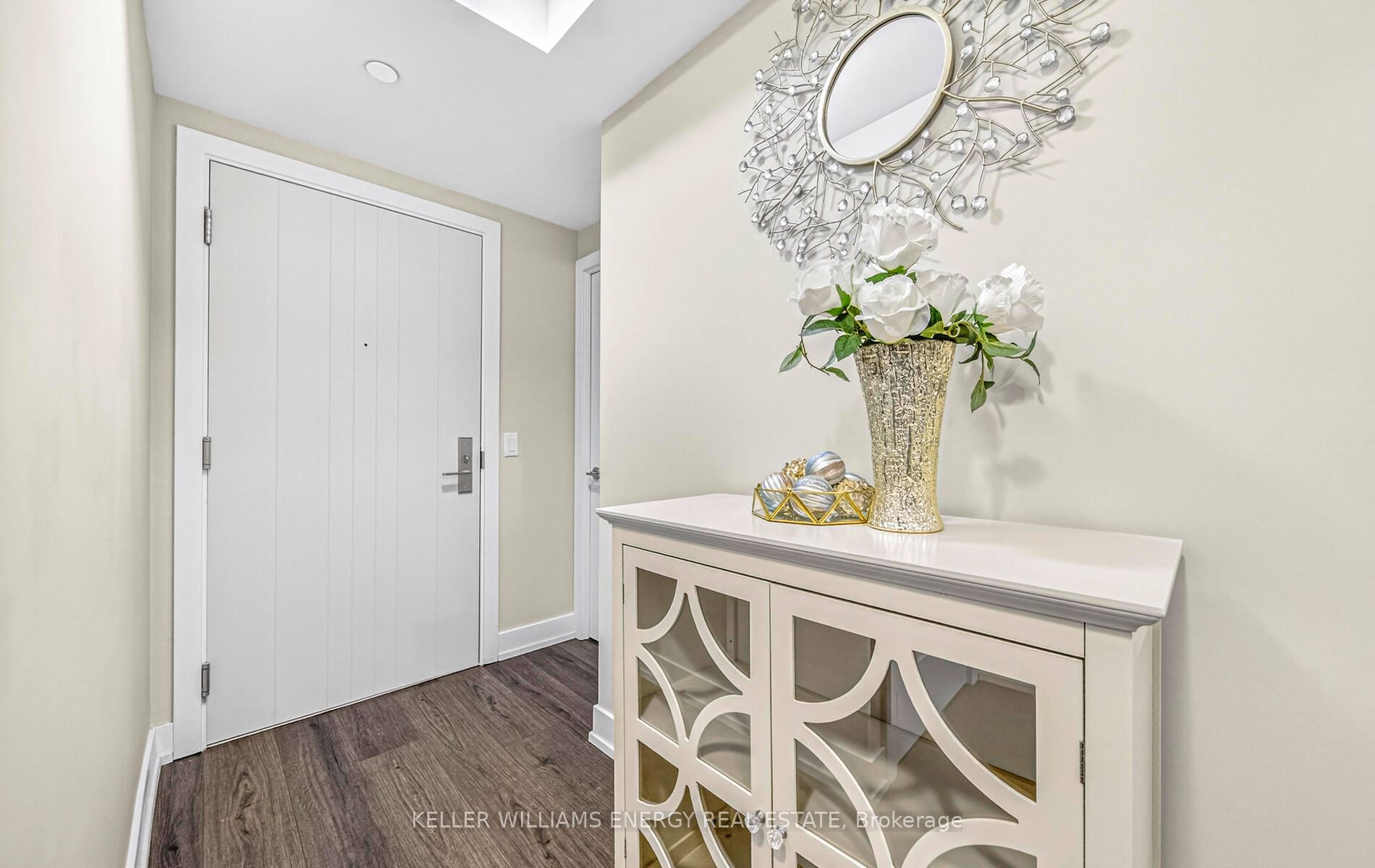 2550 Simcoe Street N 405