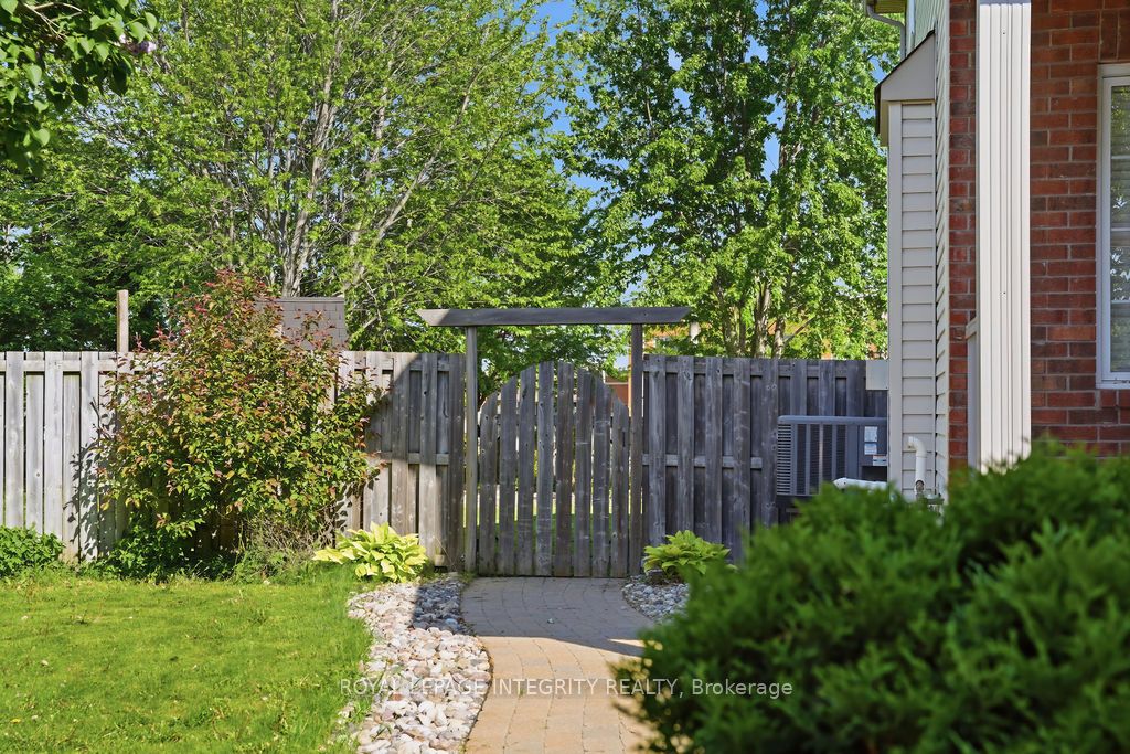 1067 Rocky Harbour Crescent