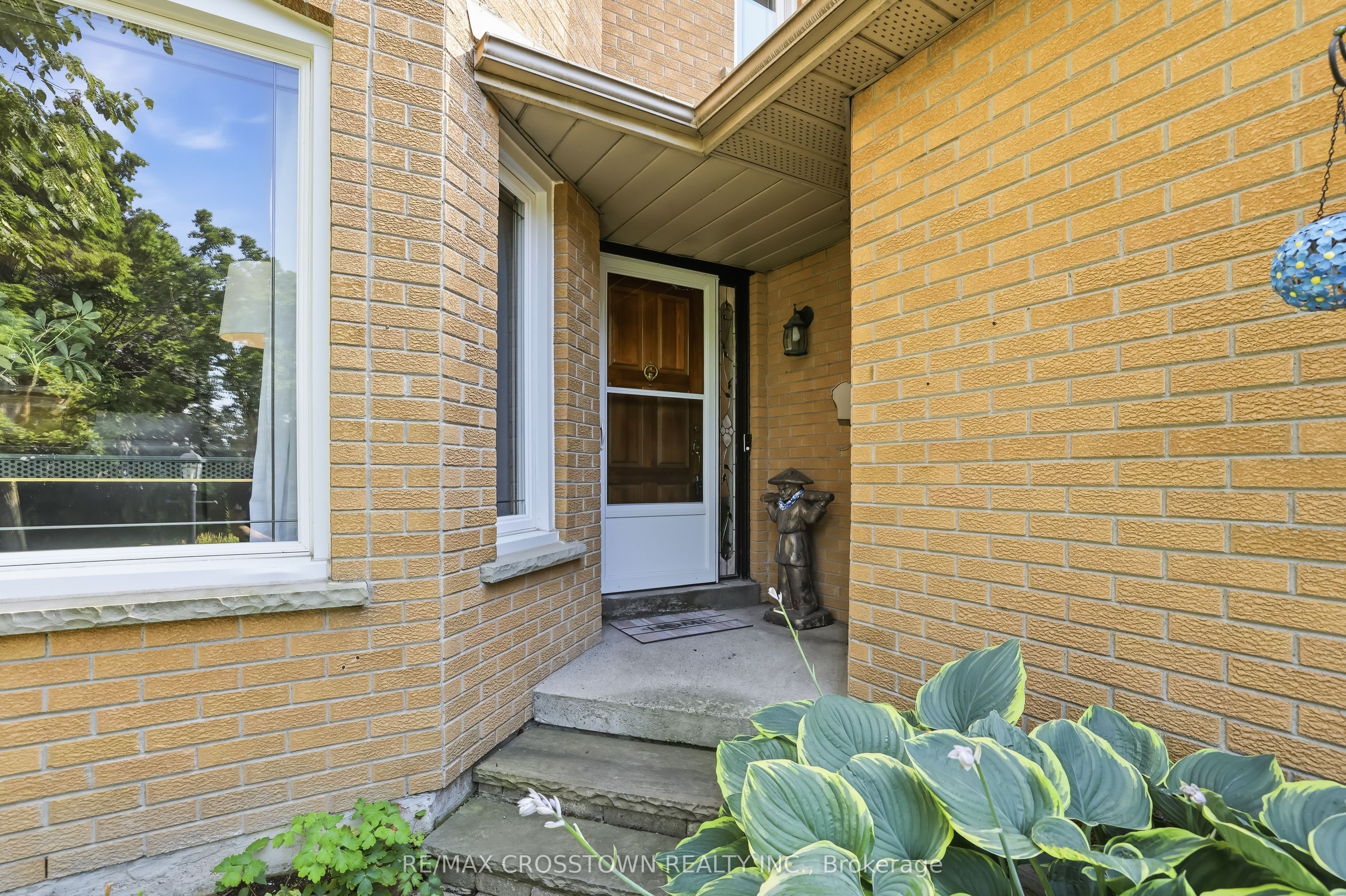 4 Martinet Street