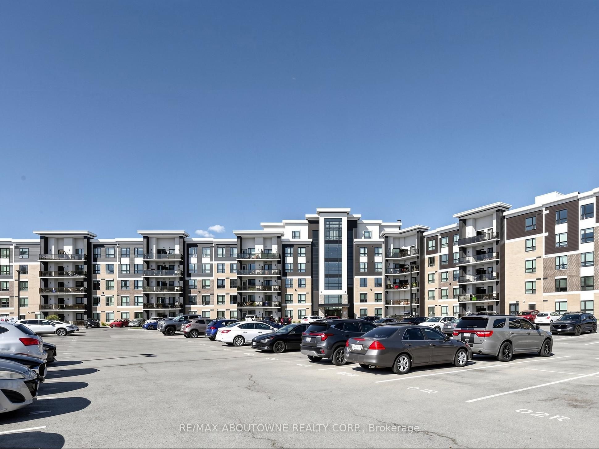 630 Sauve Street 418
