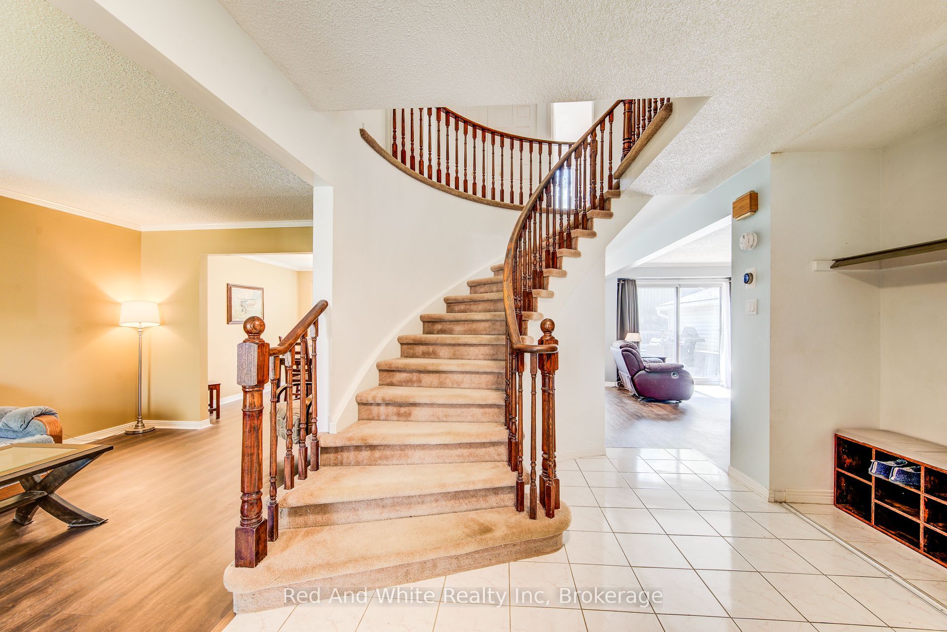 13 Gateview Drive