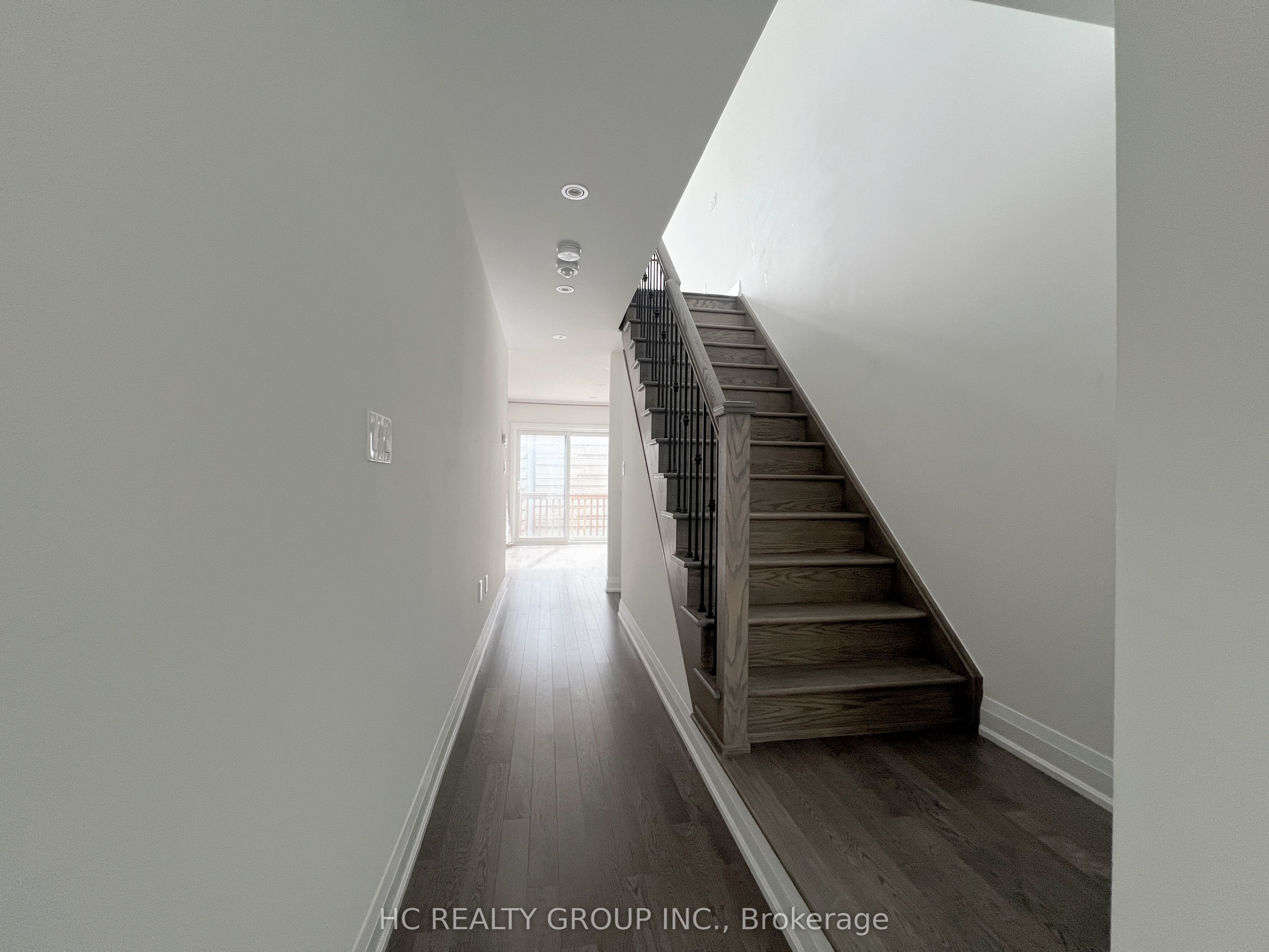 142 Moneypenny Place