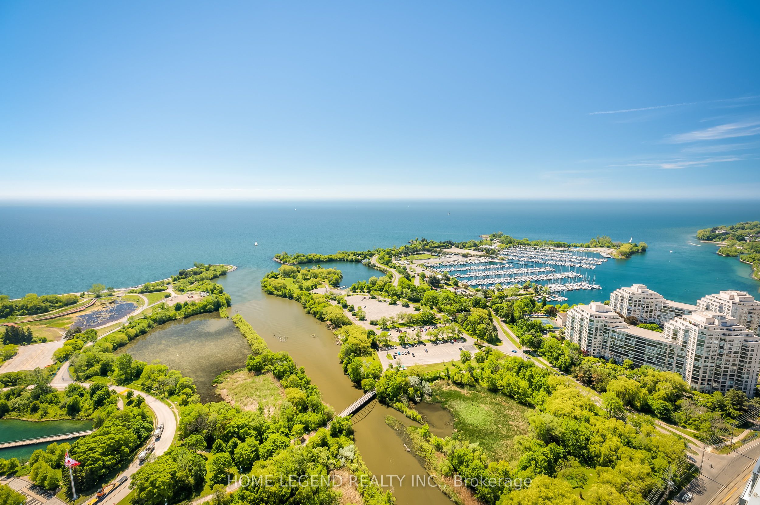 2200 Lake Shore Boulevard W PH01