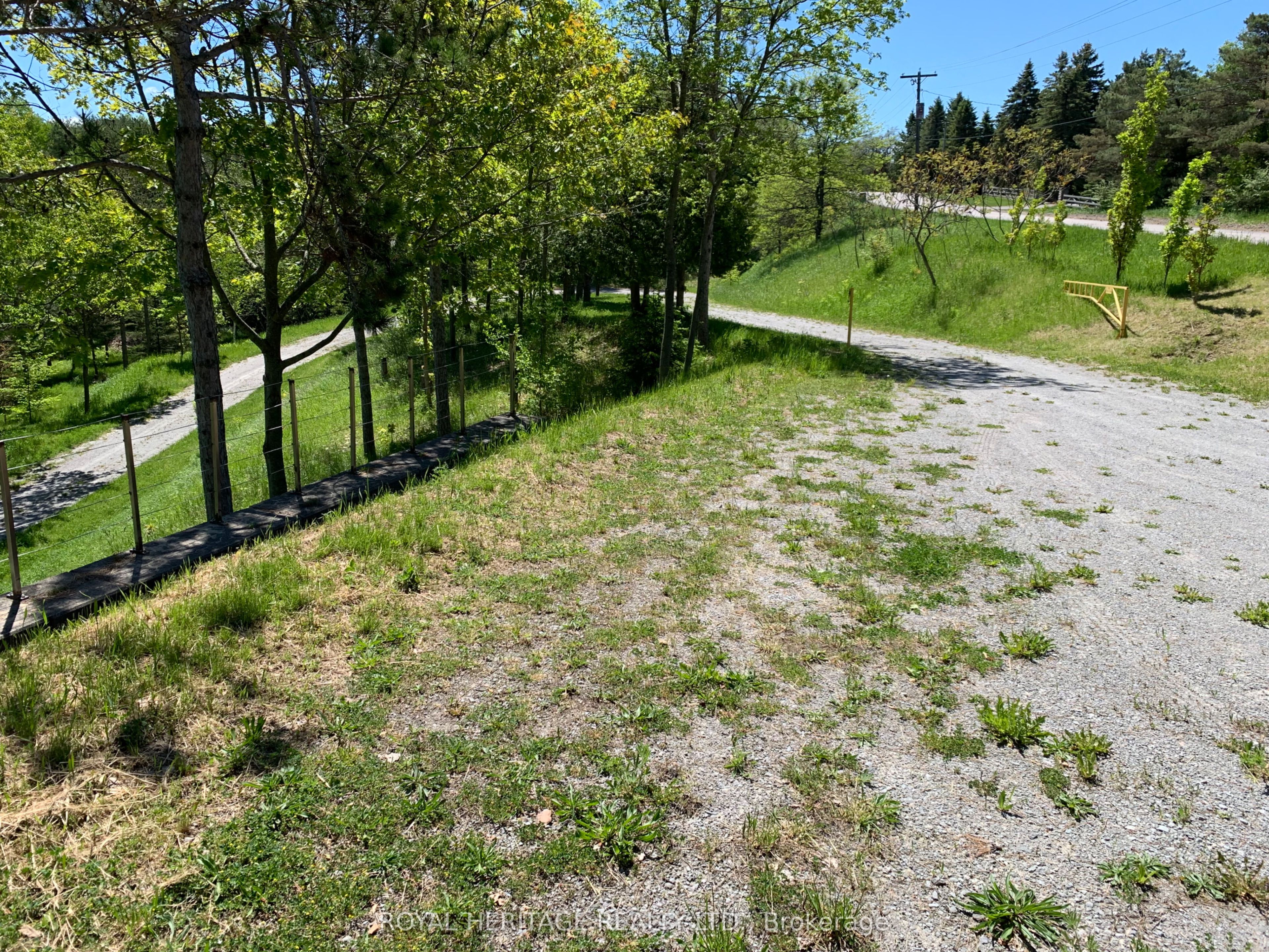 6677 CONCESSION 2 Road