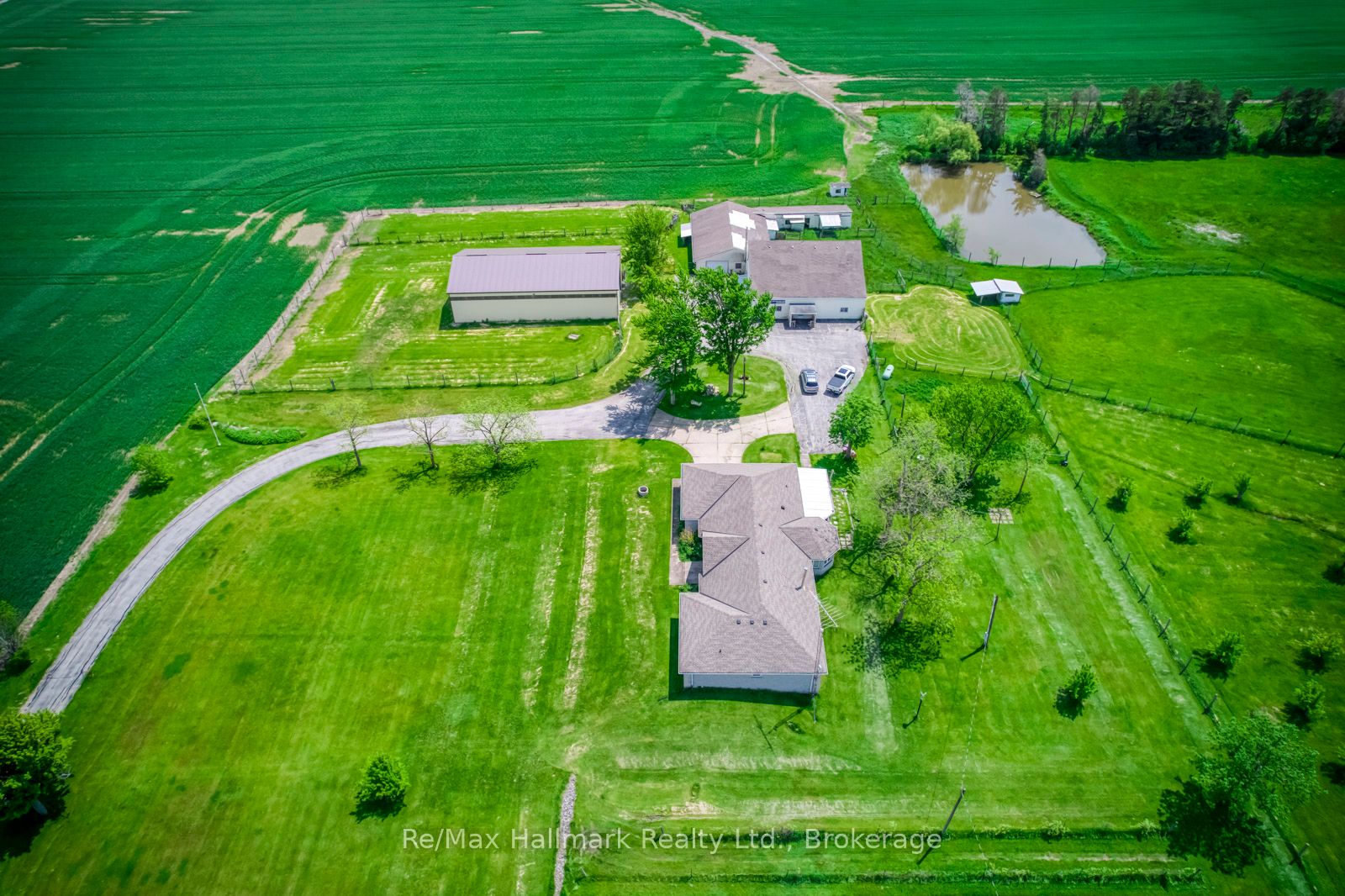 232 Eighth Road E