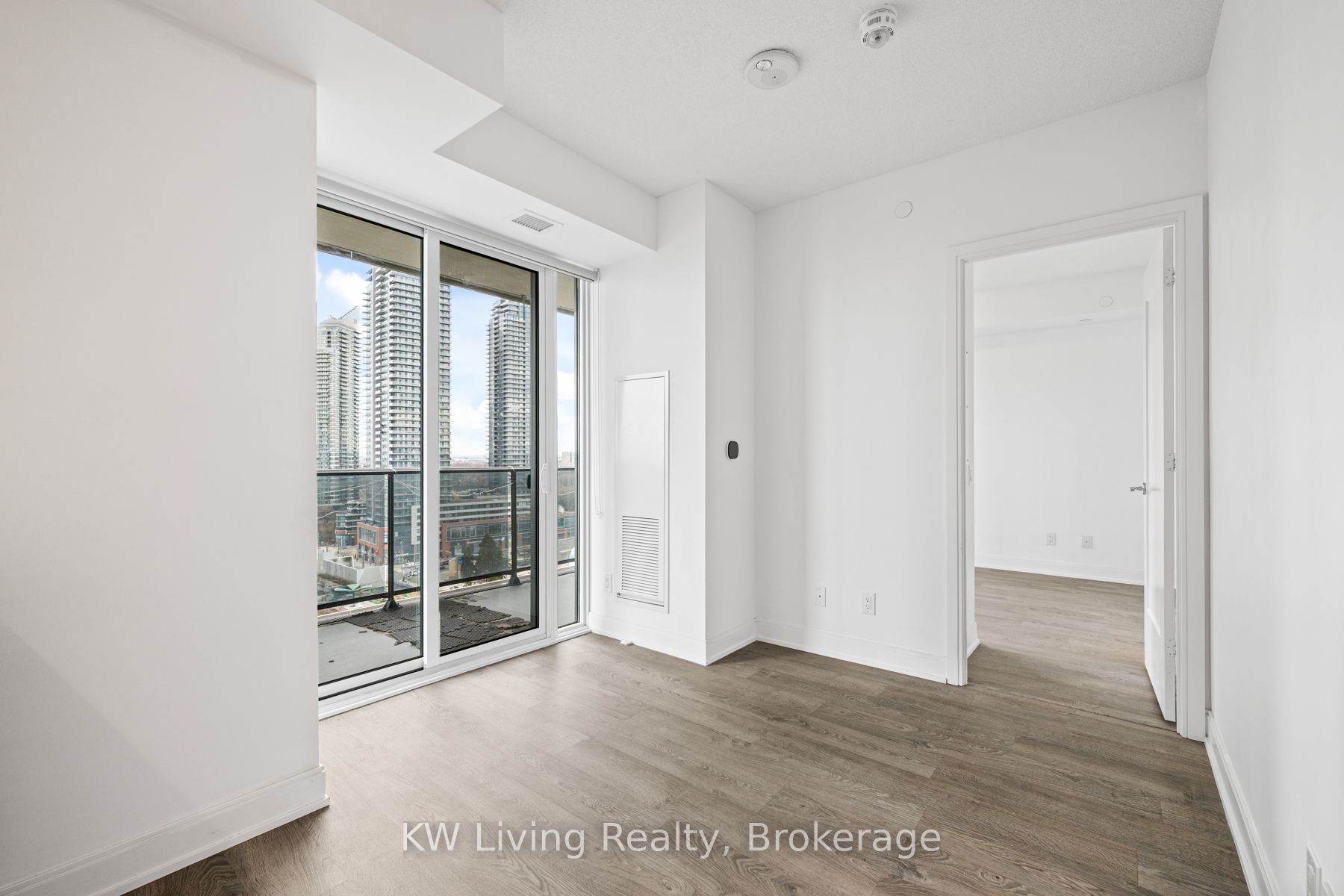 70 Annie Craig Drive 1408