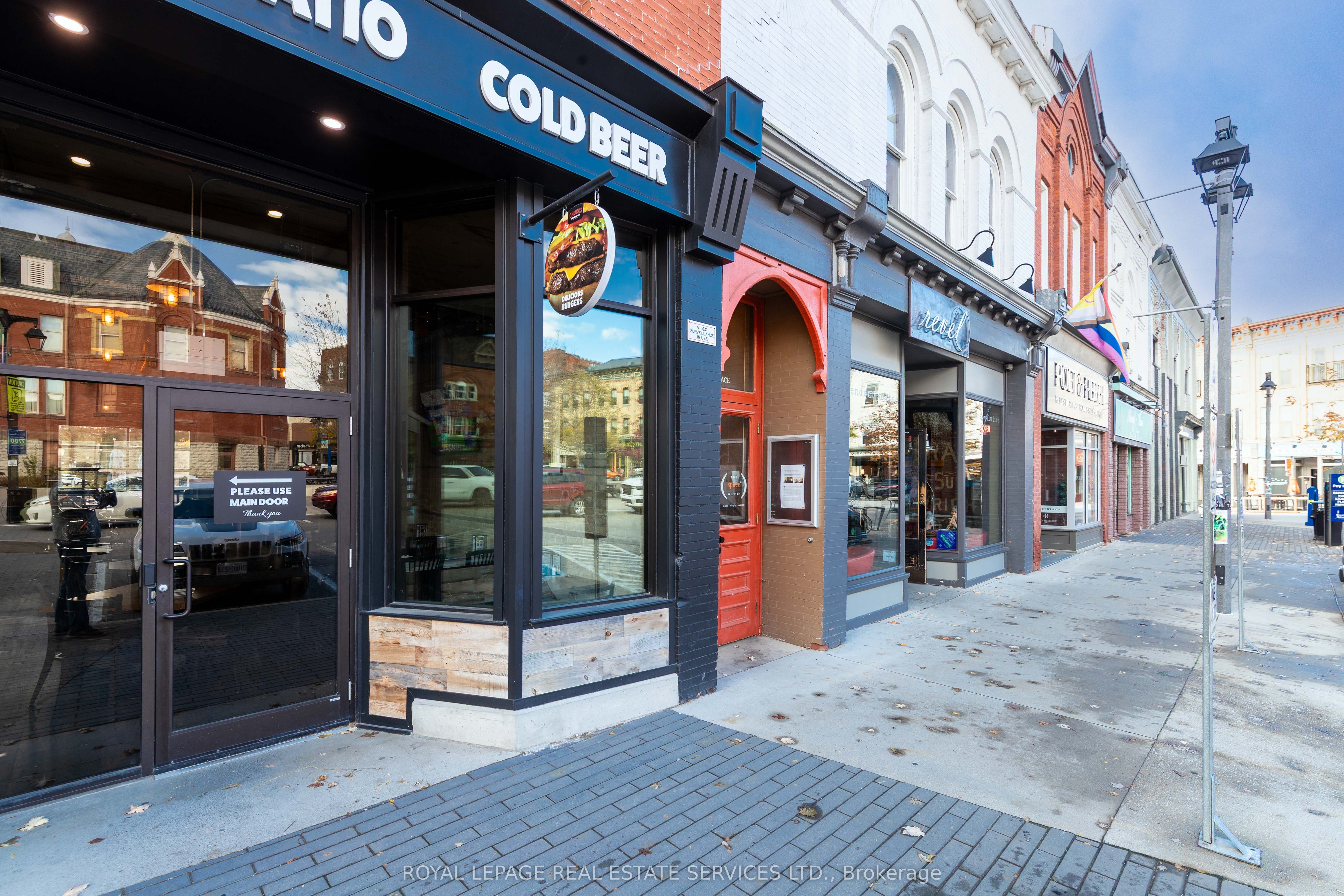 33 Market Place 31