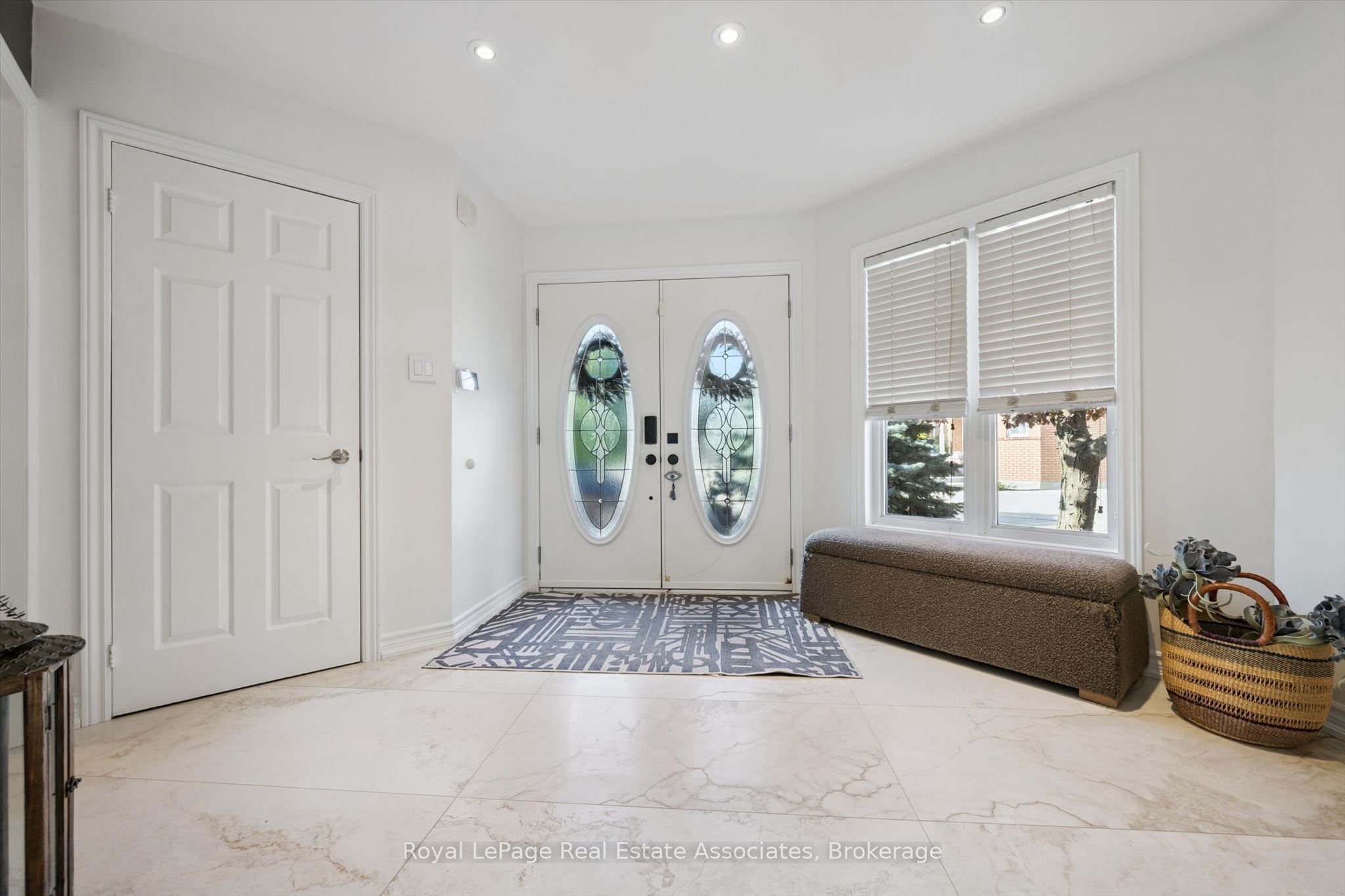 3344 Trelawny Circle