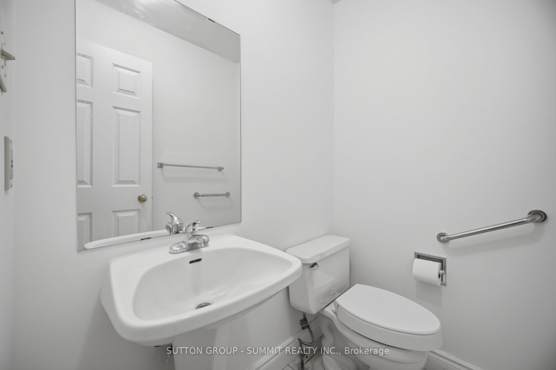 648 Esprit Crescent