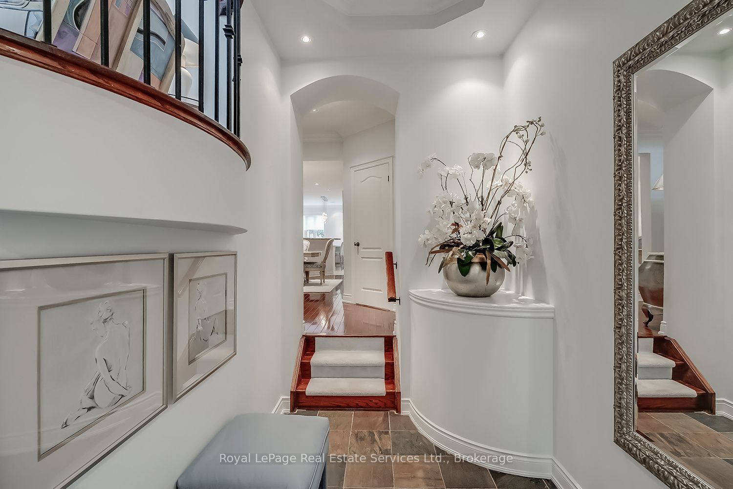 207 Tawny Crescent