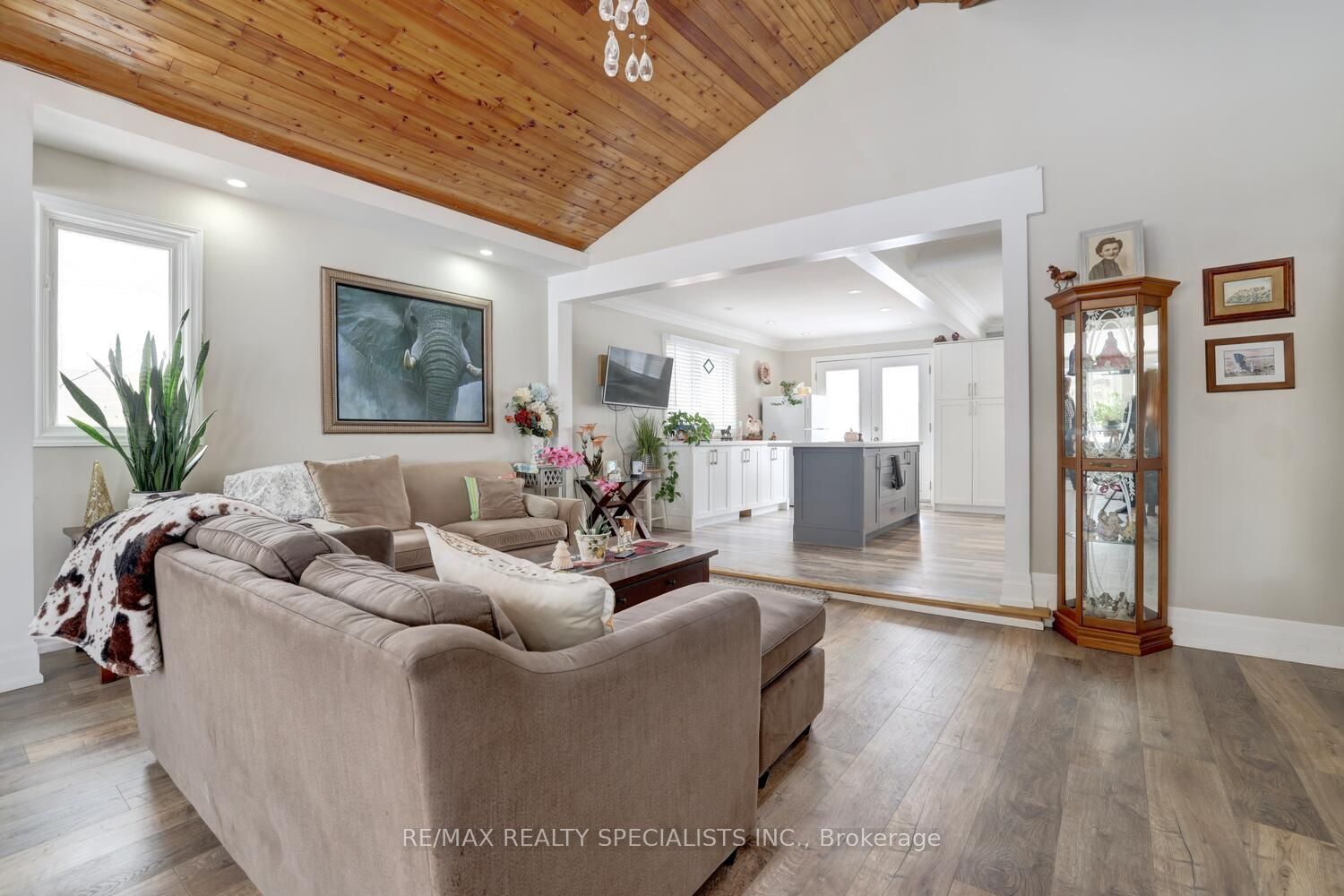 1181 Lower Base Line E