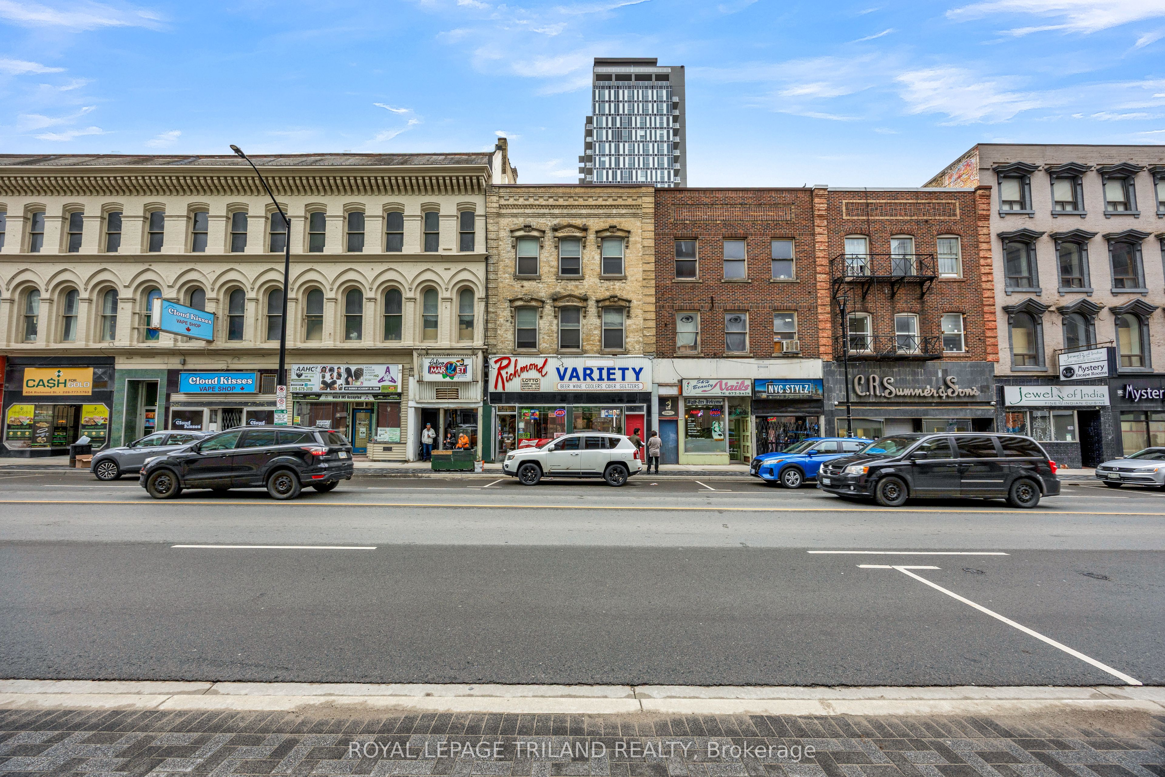 398 Richmond Street