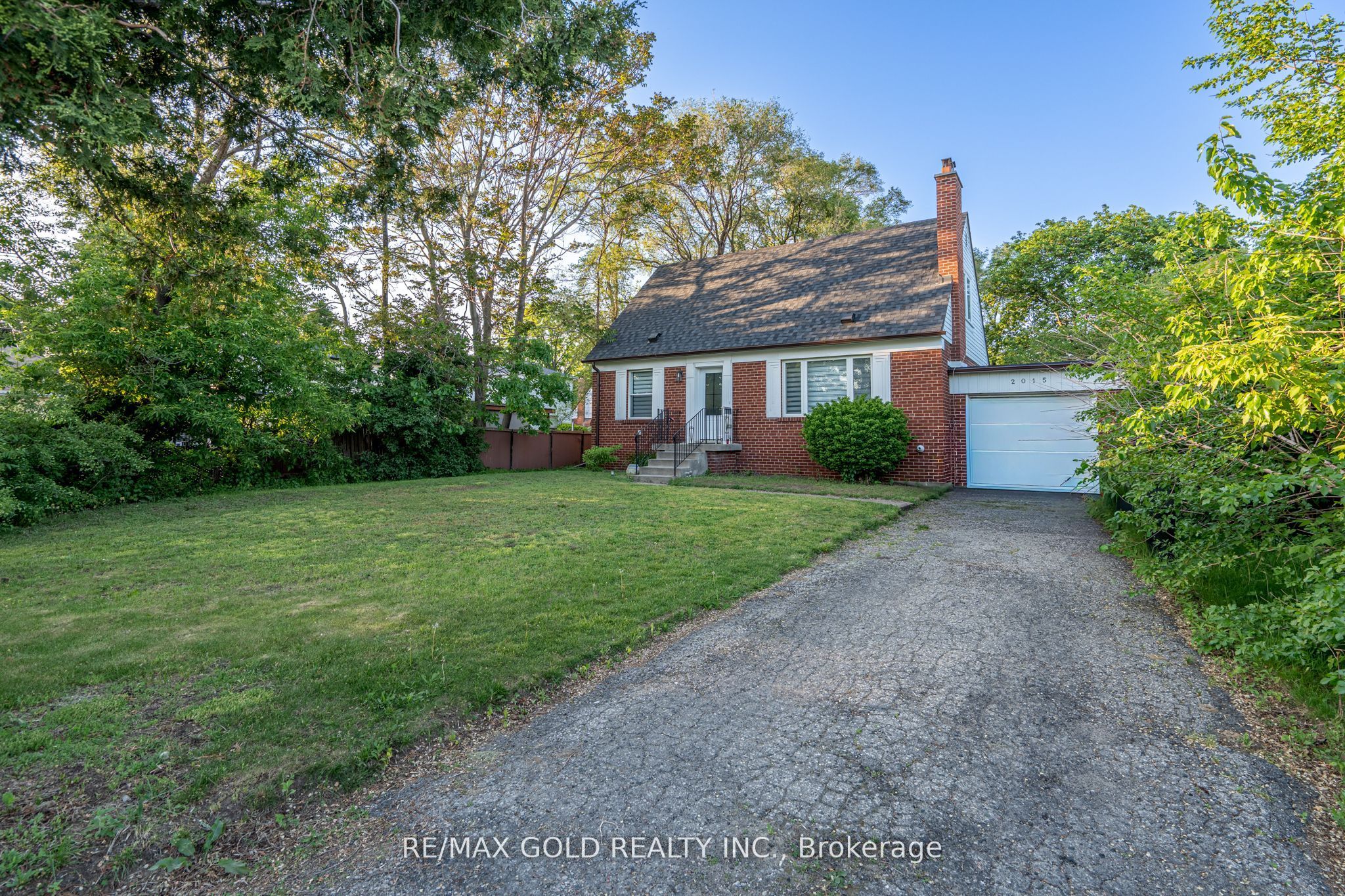 2015 Stanfield Road