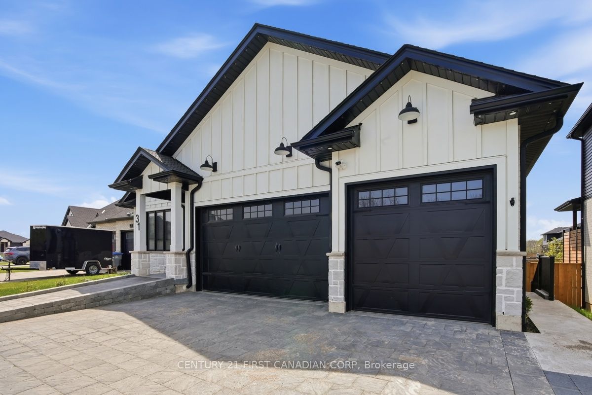 31 Briscoe Crescent