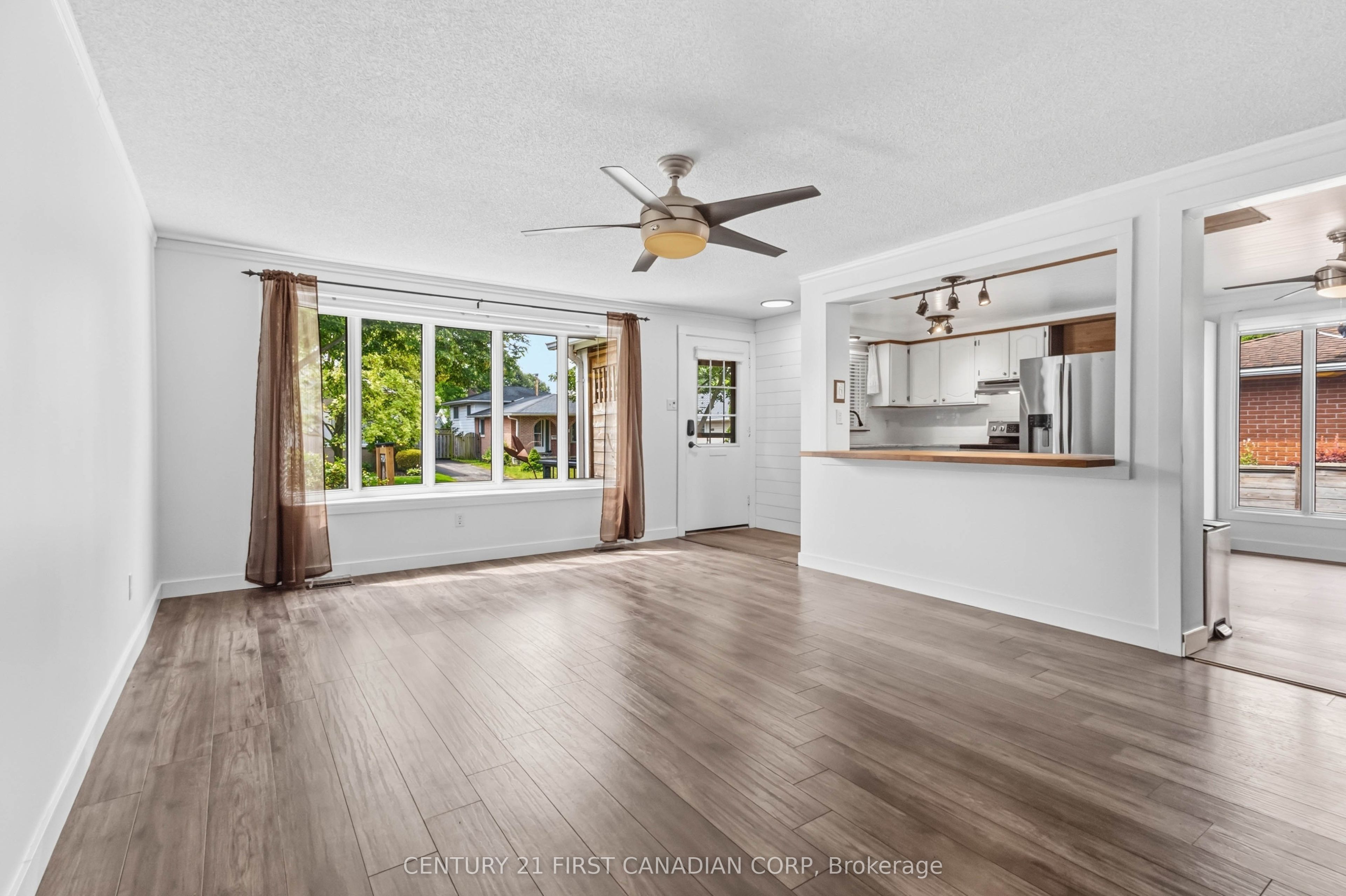 14 Alayne Crescent