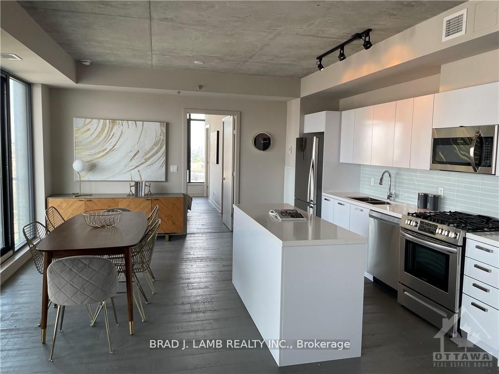 203 CATHERINE Street 214