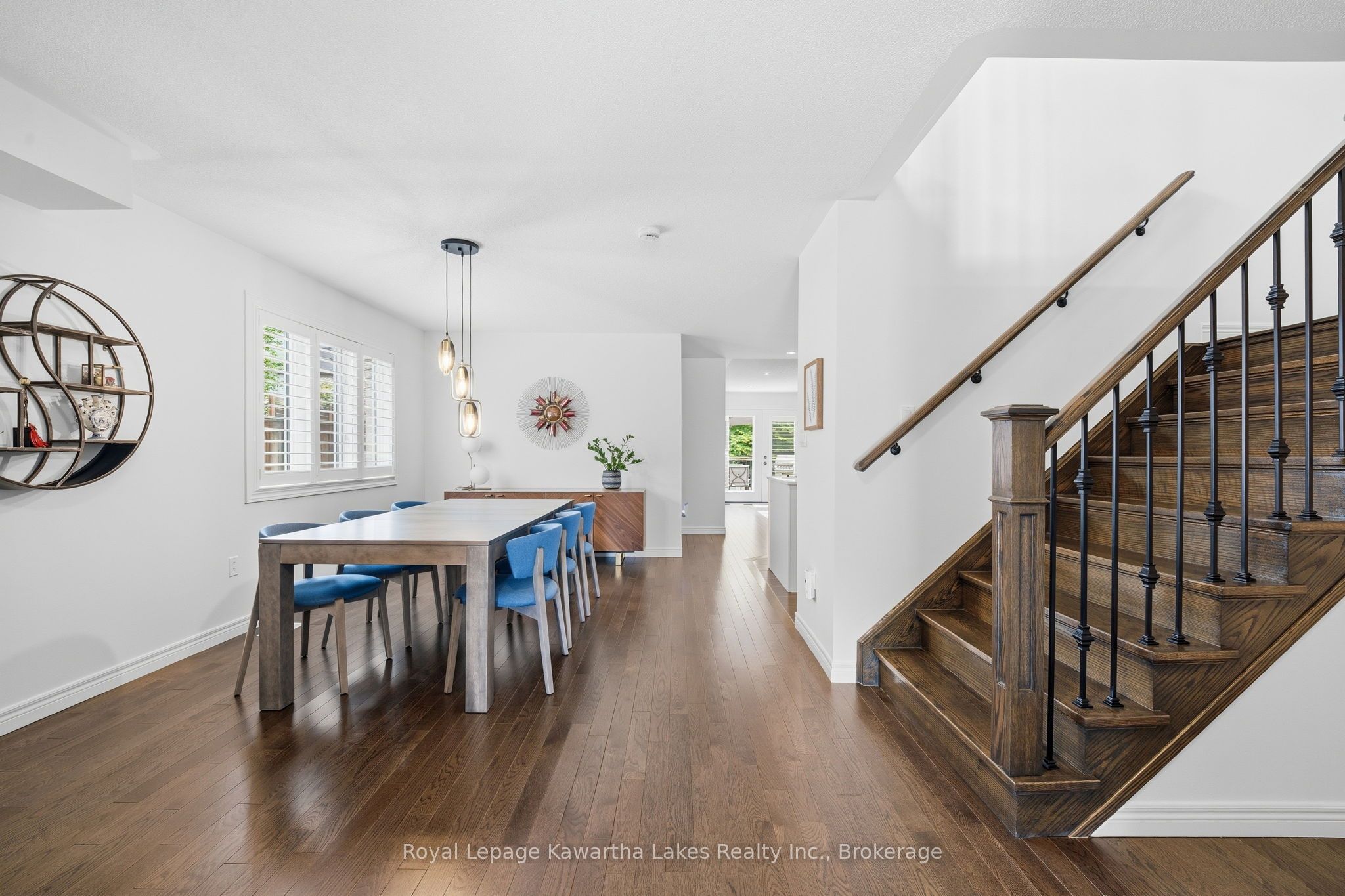 21 Vetzal Court