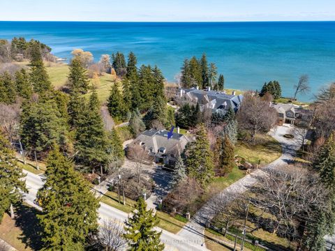 2096 Lakeshore Road E Oakville ON L6J 1M3