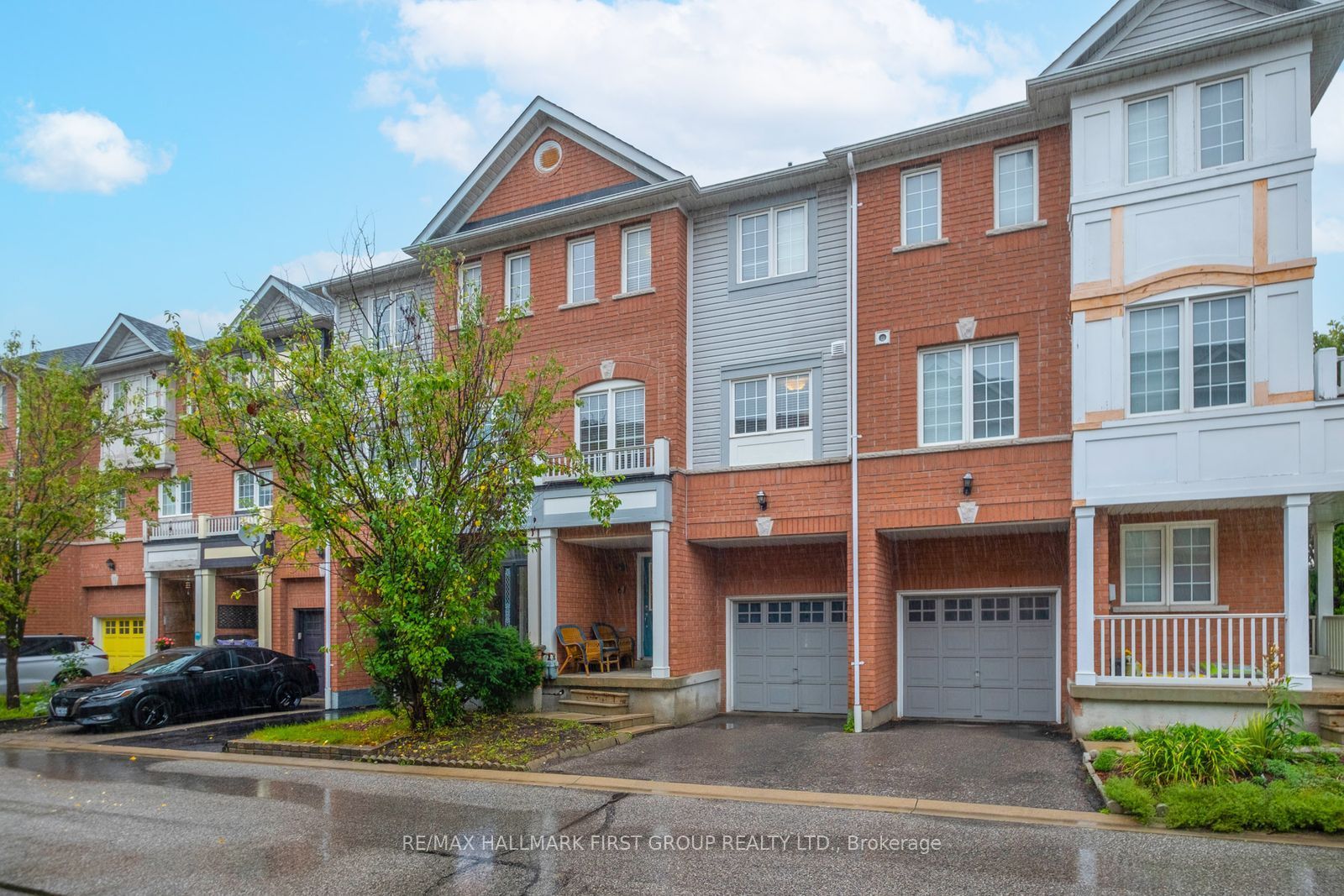 1850 Kingston Road 61