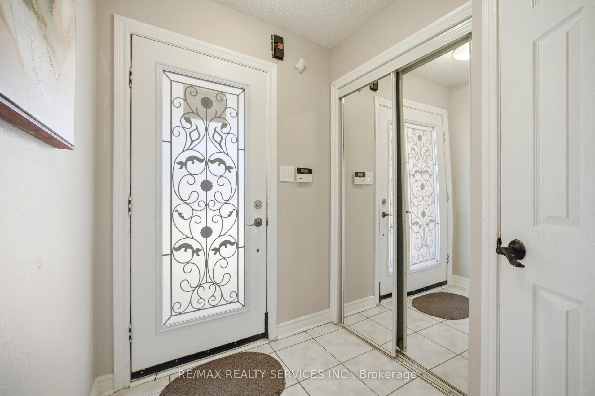 122 Twin Pines Crescent