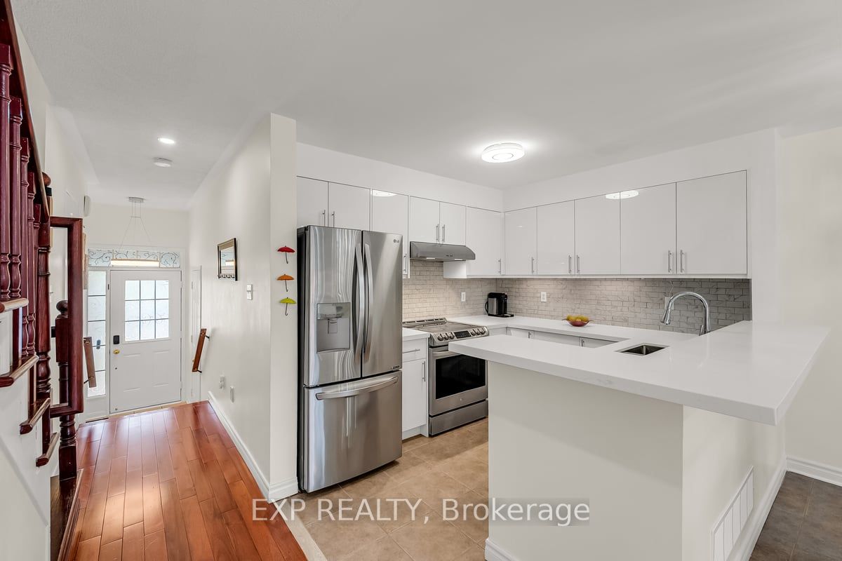 48 Unsworth Crescent