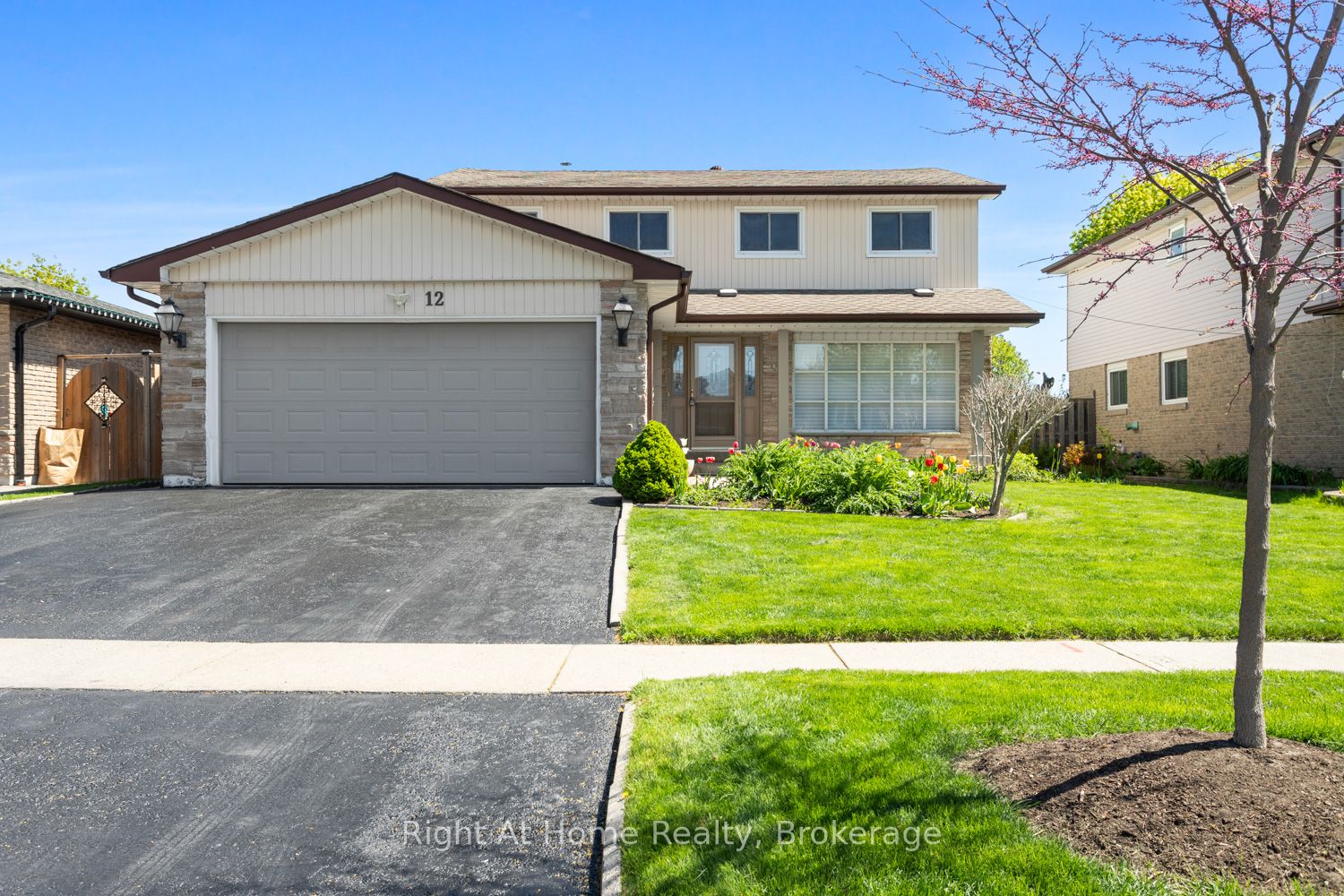 12 Pittmann Crescent