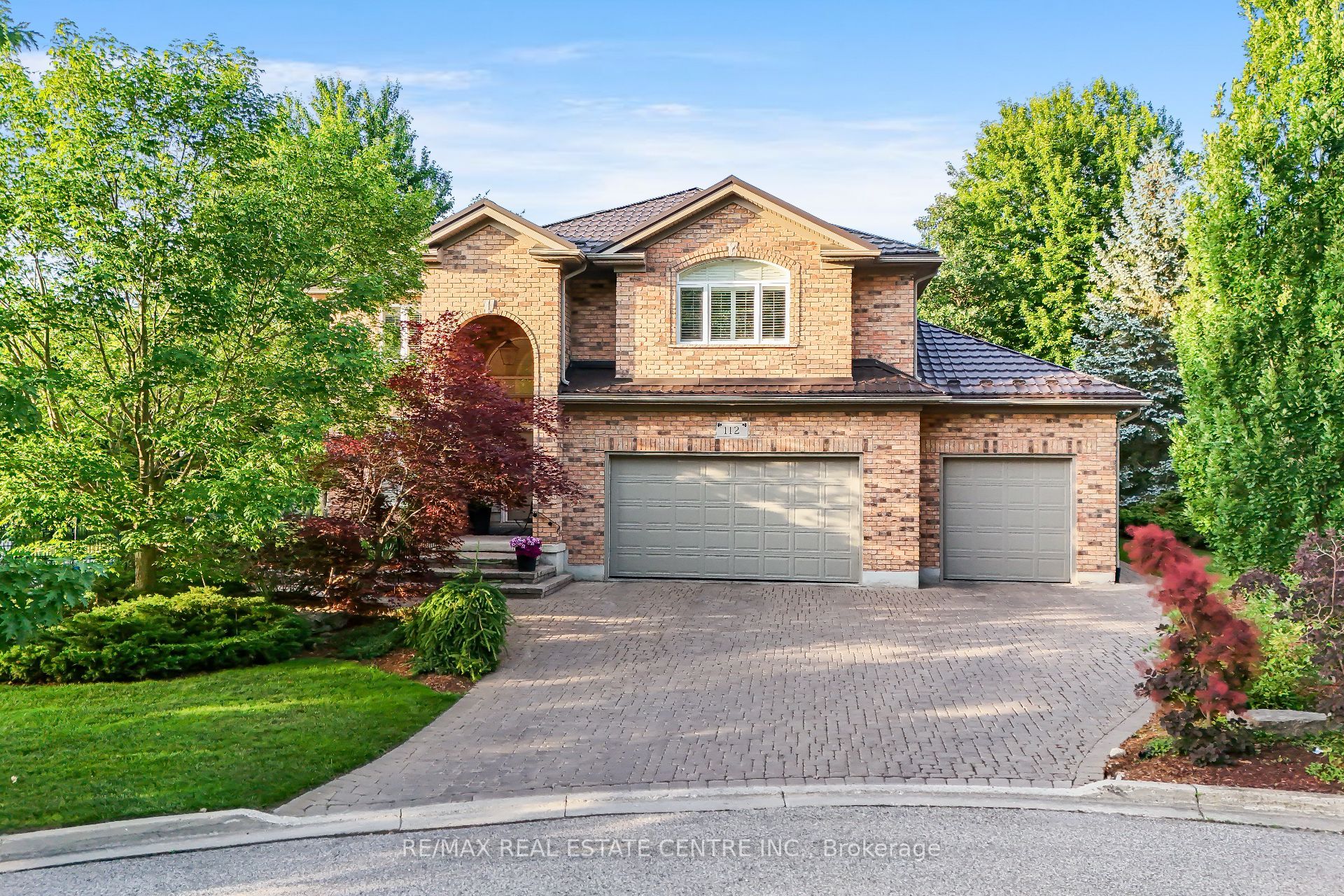 112 Dirksen Court