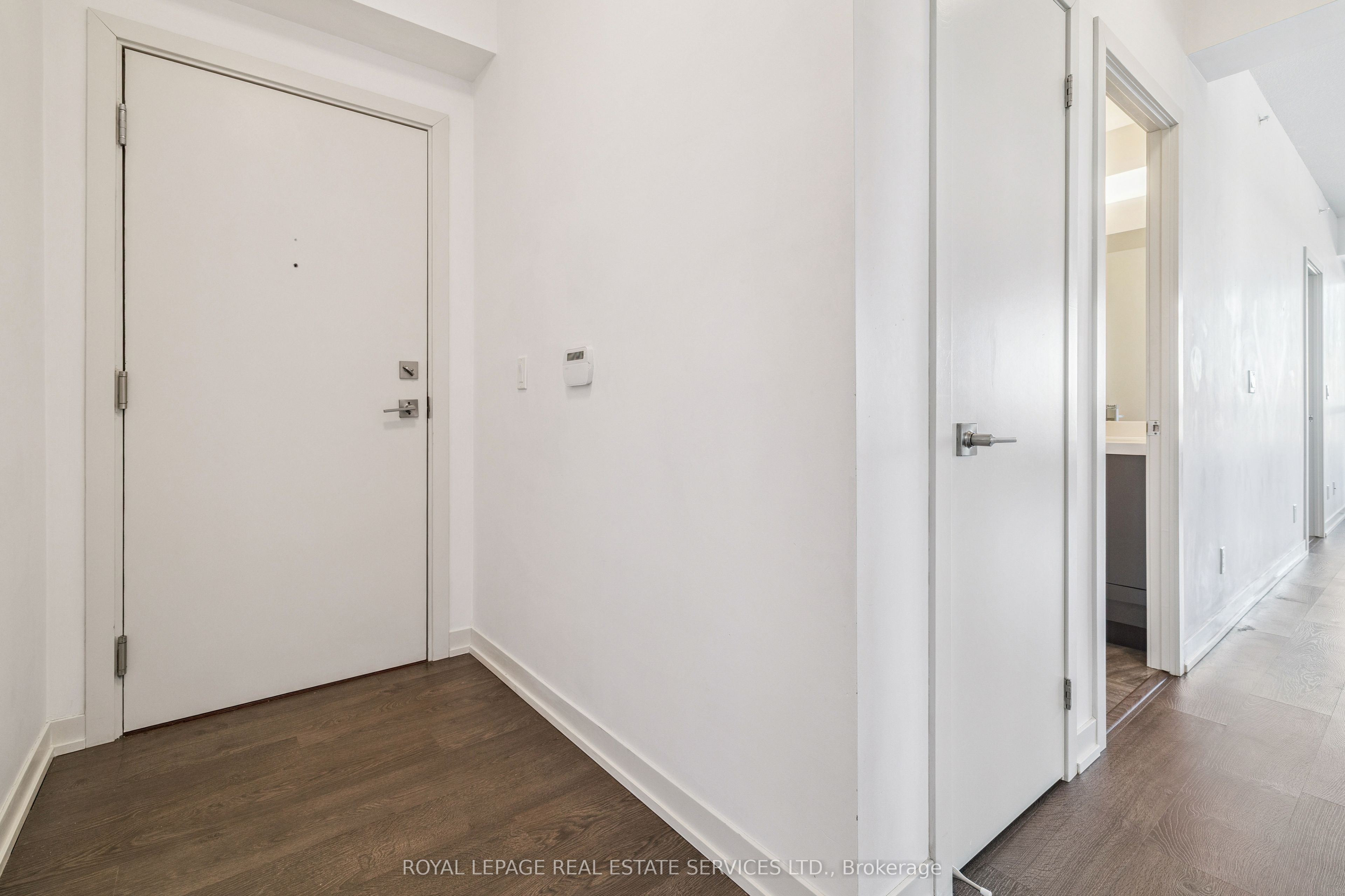 2087 Fairview Street 1209