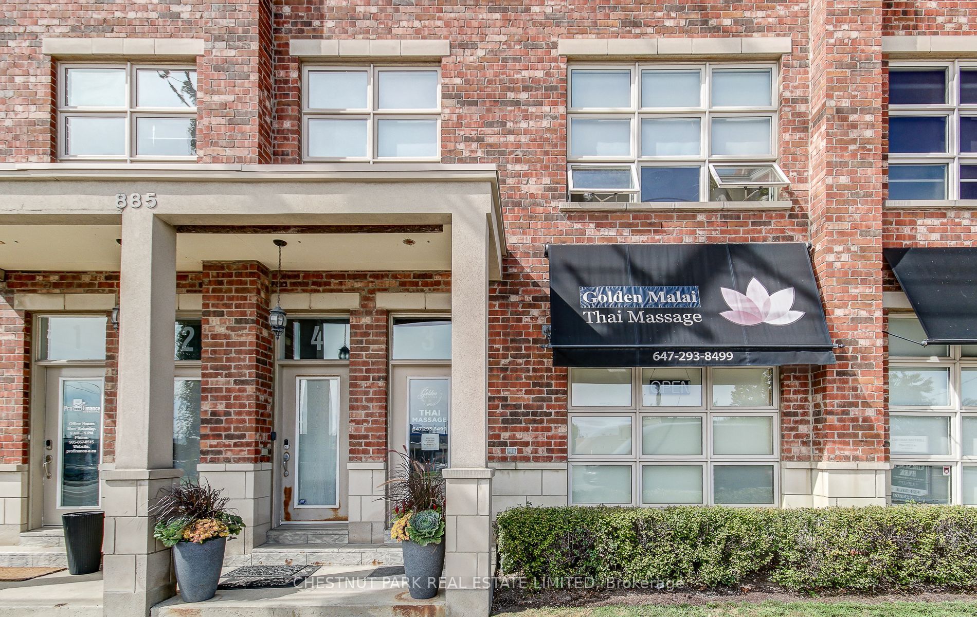 885 Lakeshore Road E 3