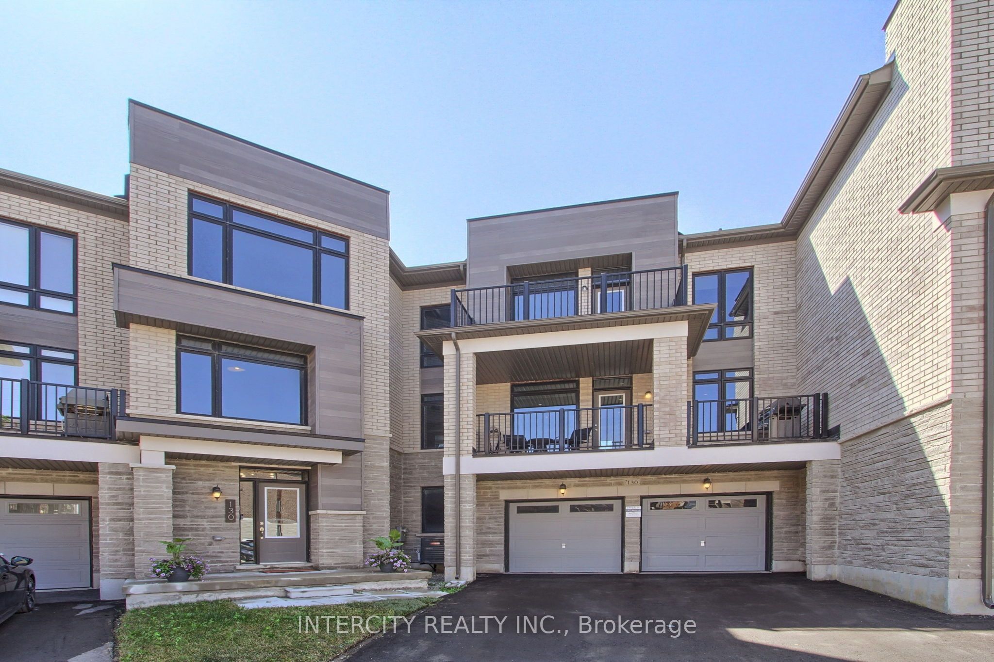 130 Blick Crescent