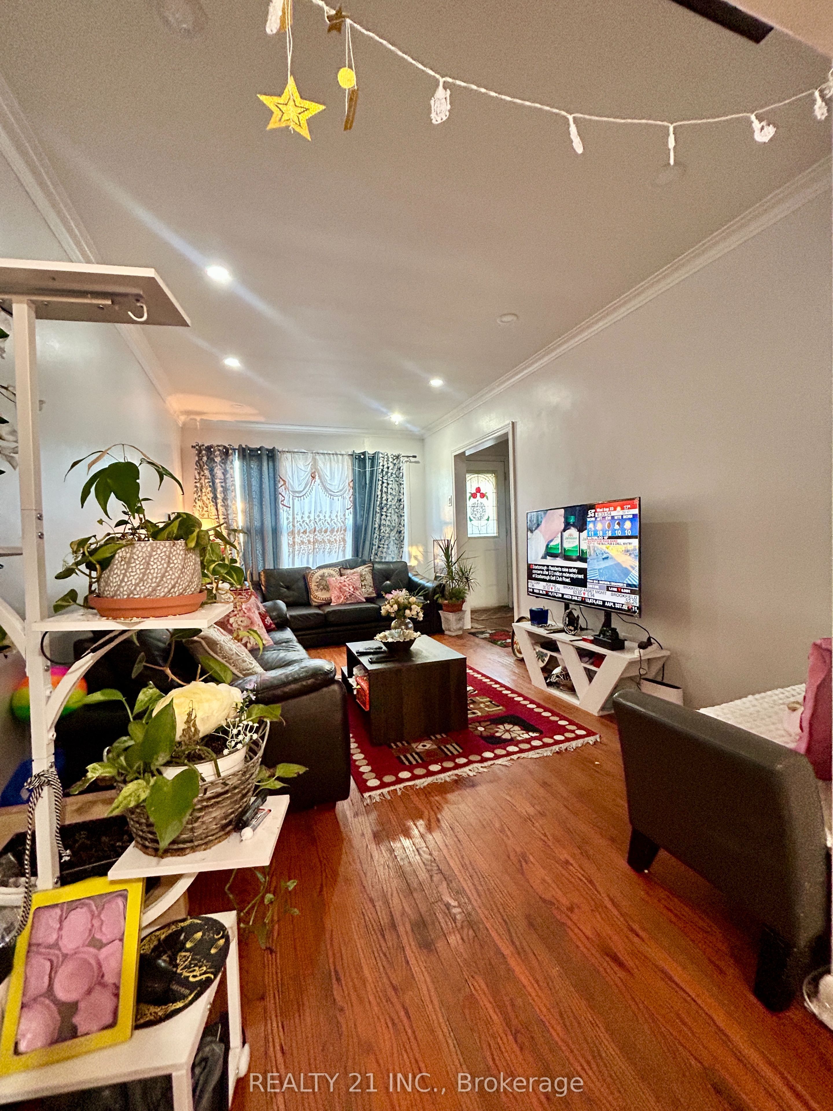176 Linden Avenue