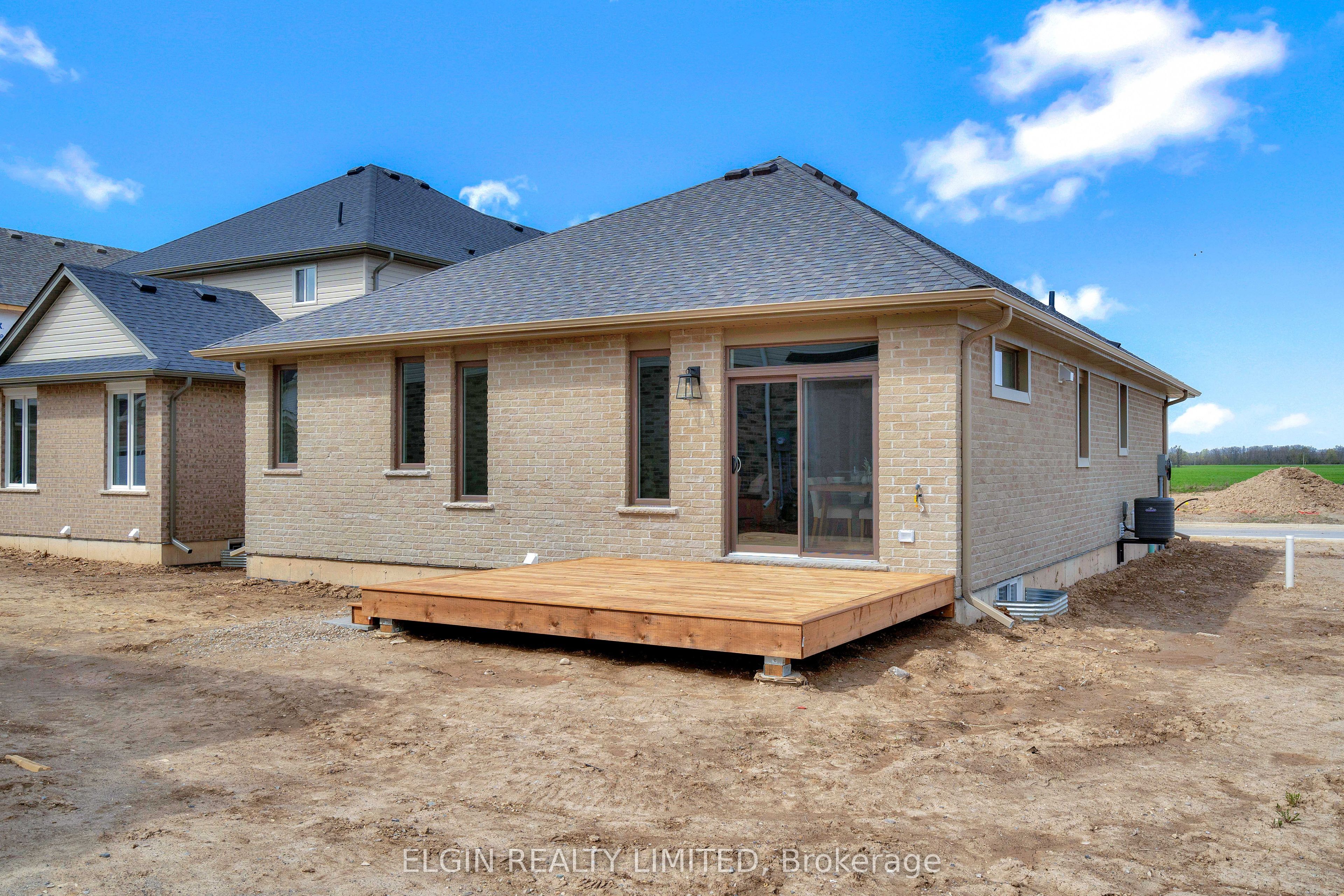 79 Hemlock Crescent