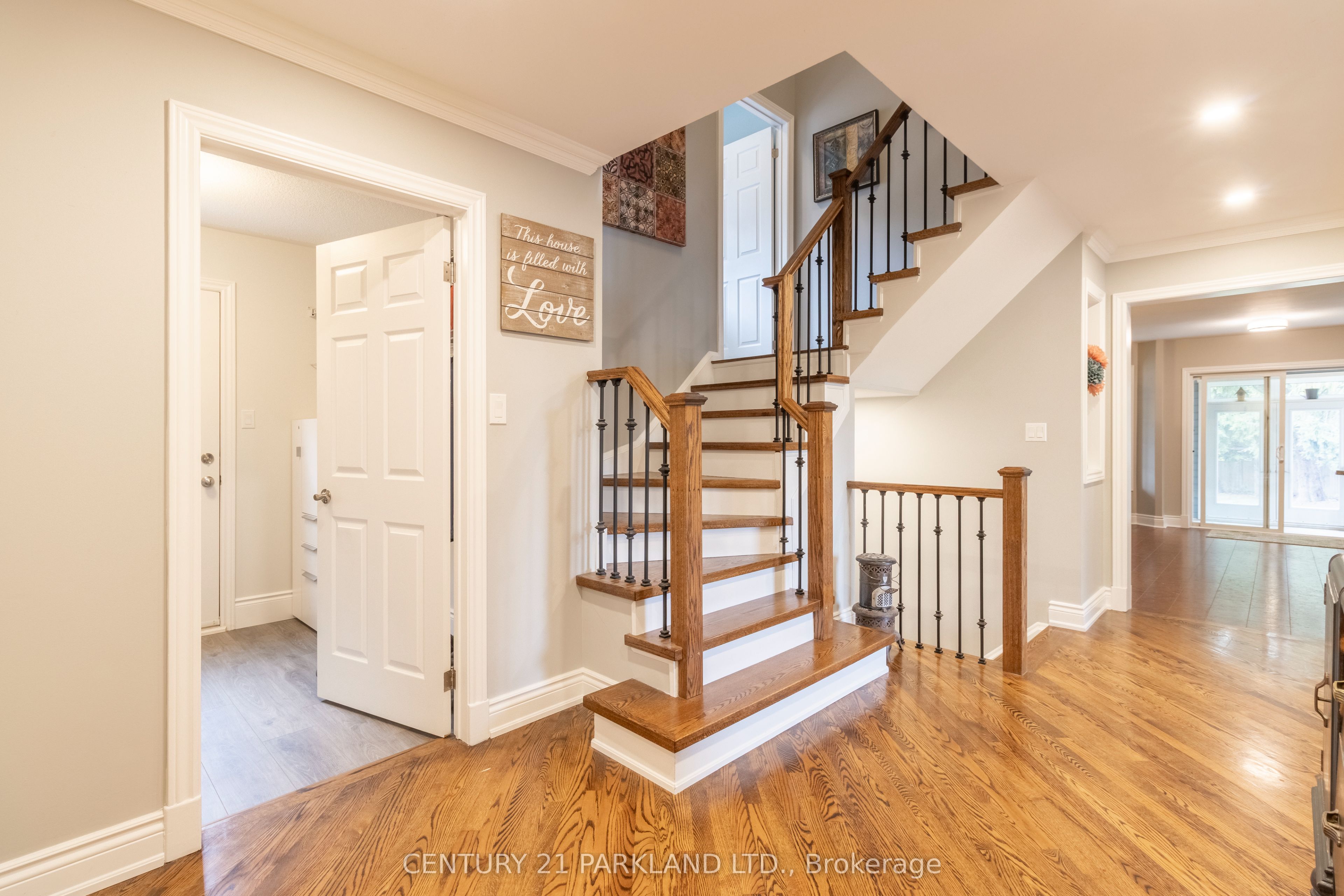 18 Napier Court